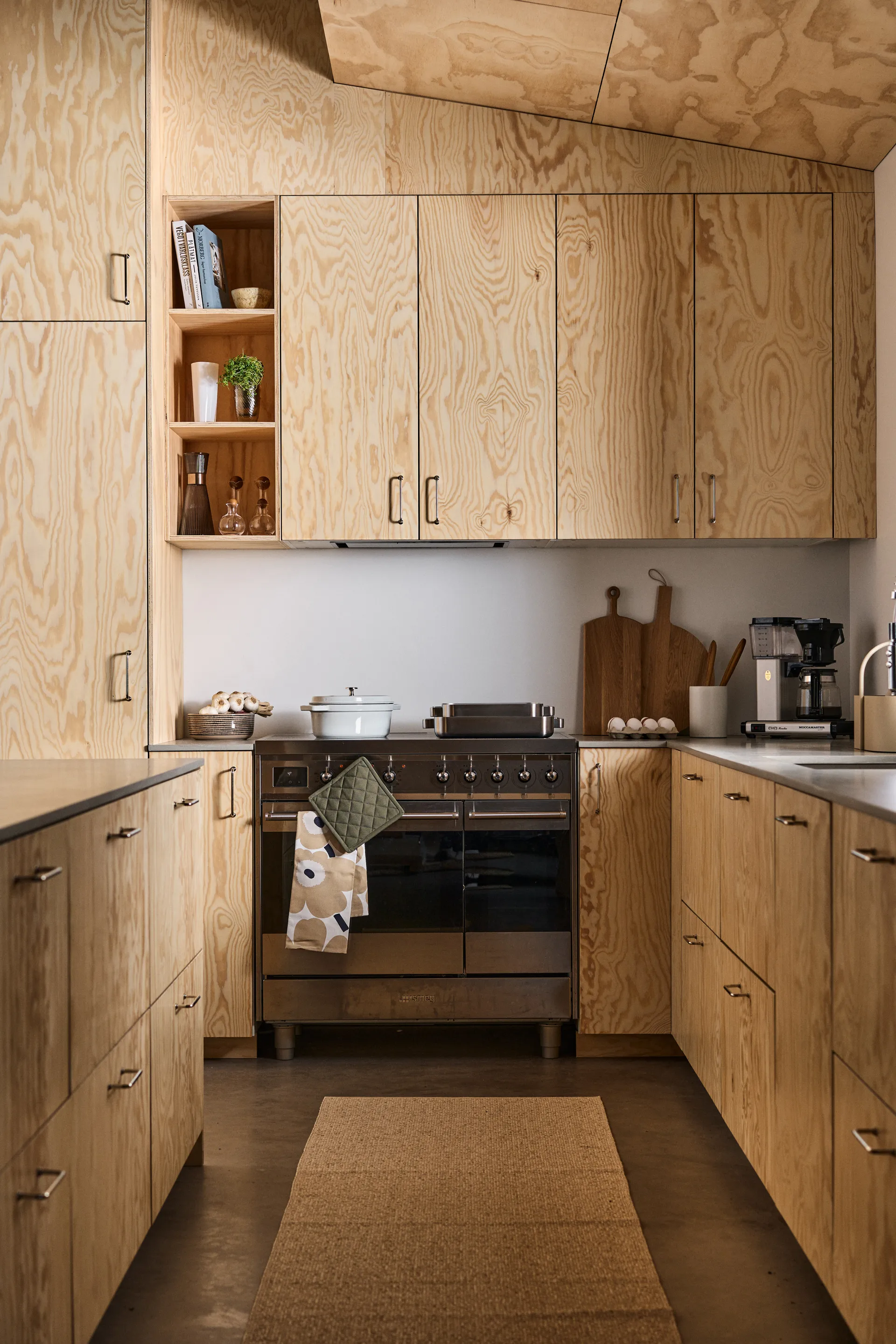 STAUB ホワイトトリュフ (カンパーニュ) ココット オーバル, 3.2 l STAUB | ストウブ