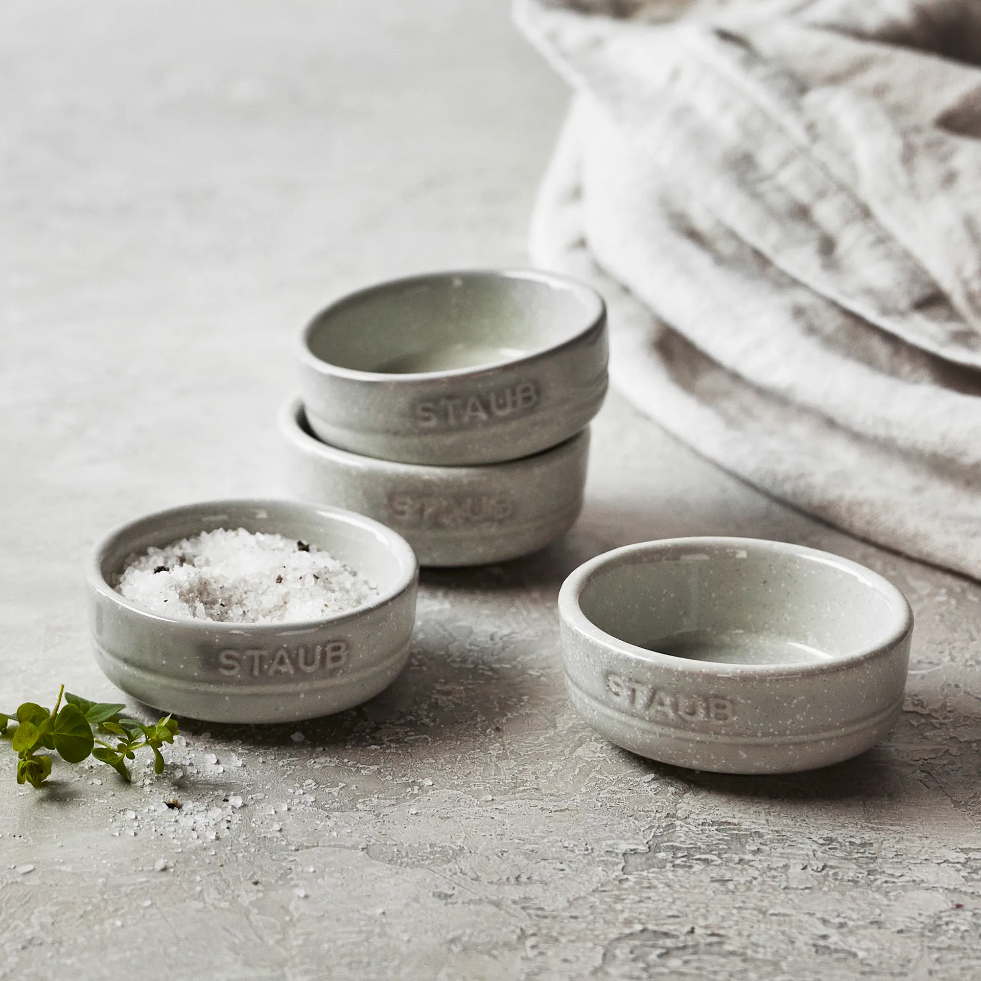 STAUB ニュー ホワイトトリュフ (カンパーニュ) ミニ ボウル 4パック, Ø5 cm STAUB | ストウブ