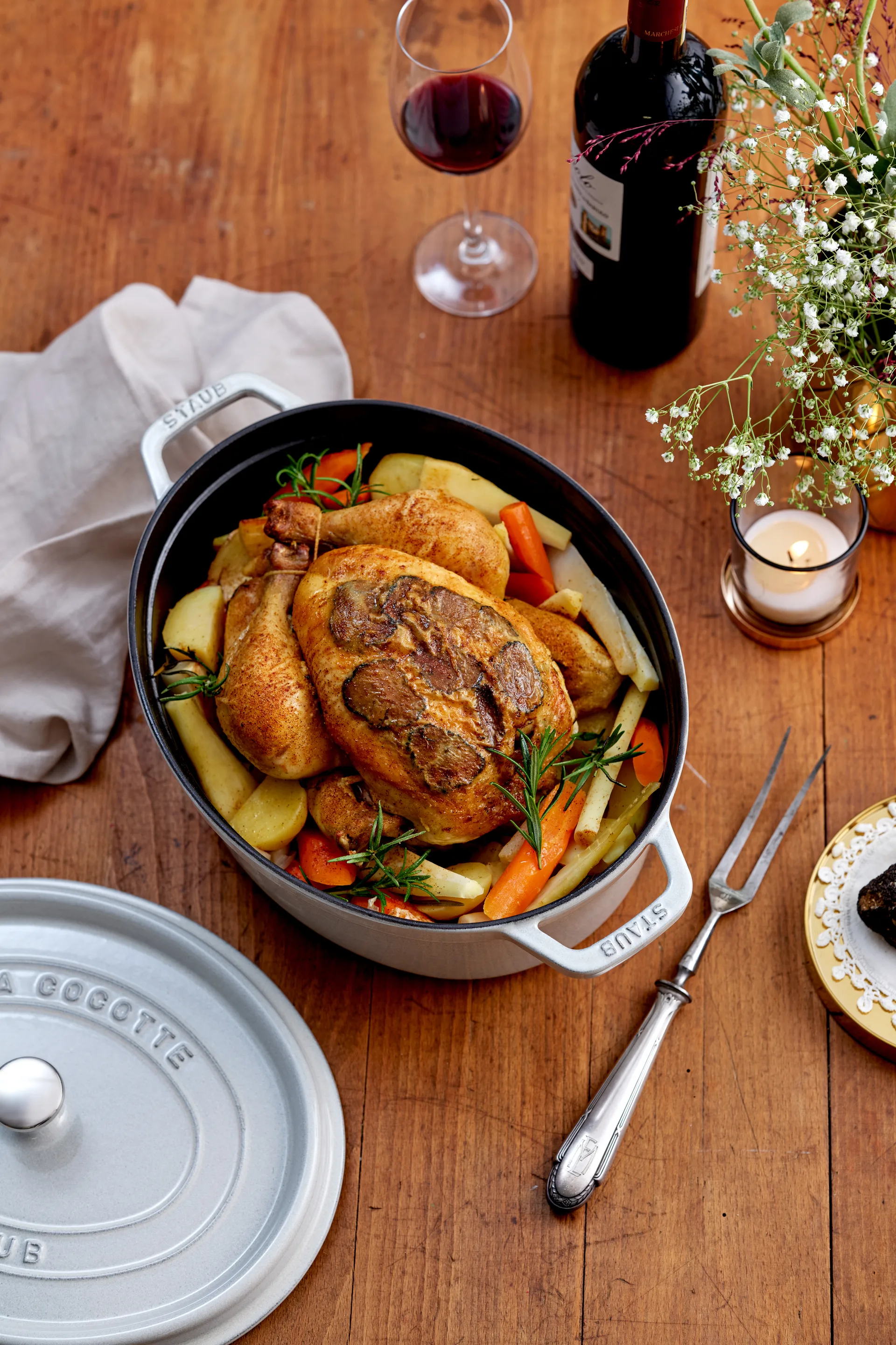 STAUB ホワイトトリュフ (カンパーニュ) ココット オーバル, 5.5 l STAUB | ストウブ