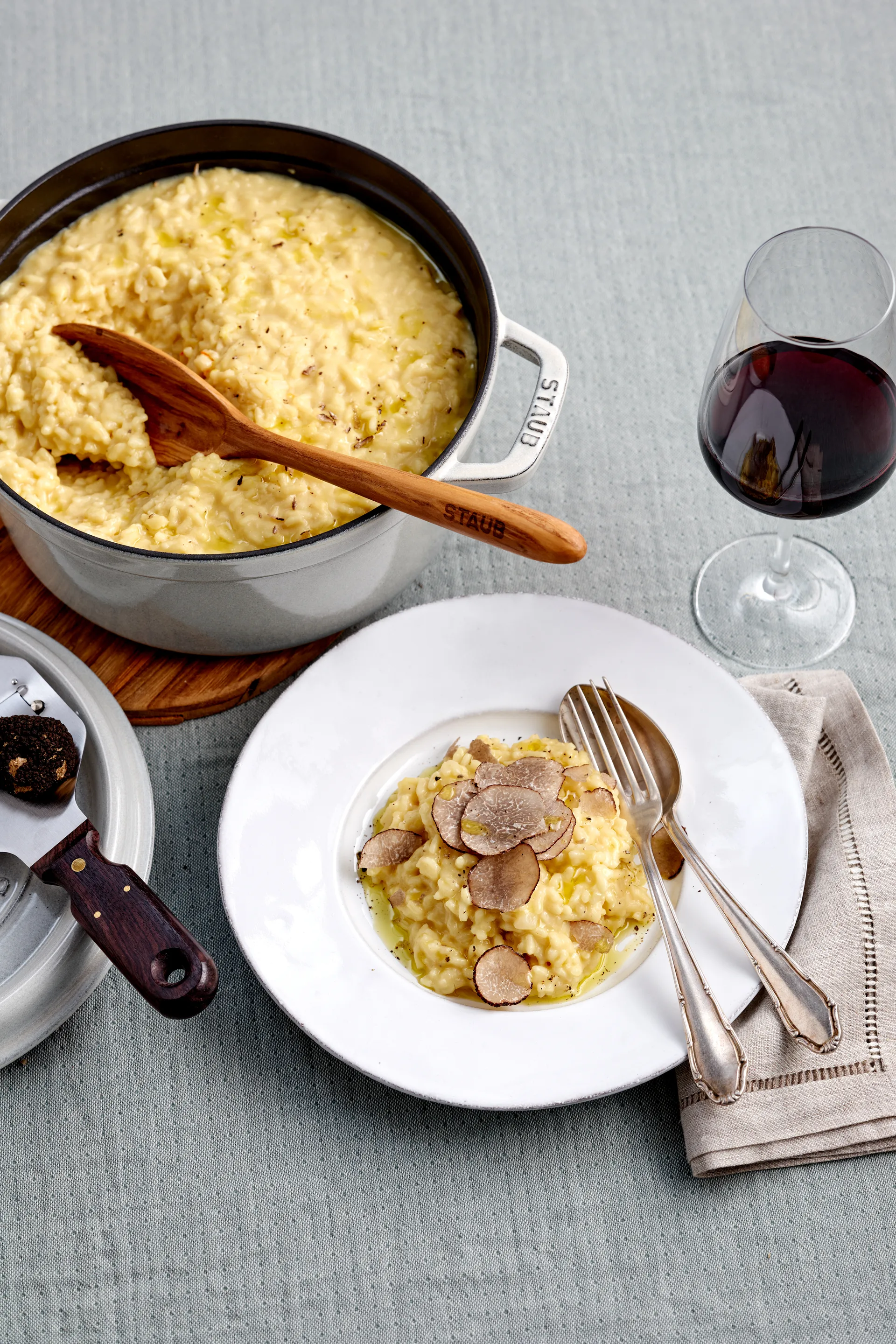 STAUB ホワイトトリュフ (カンパーニュ) ココット, 6.7 l STAUB | ストウブ