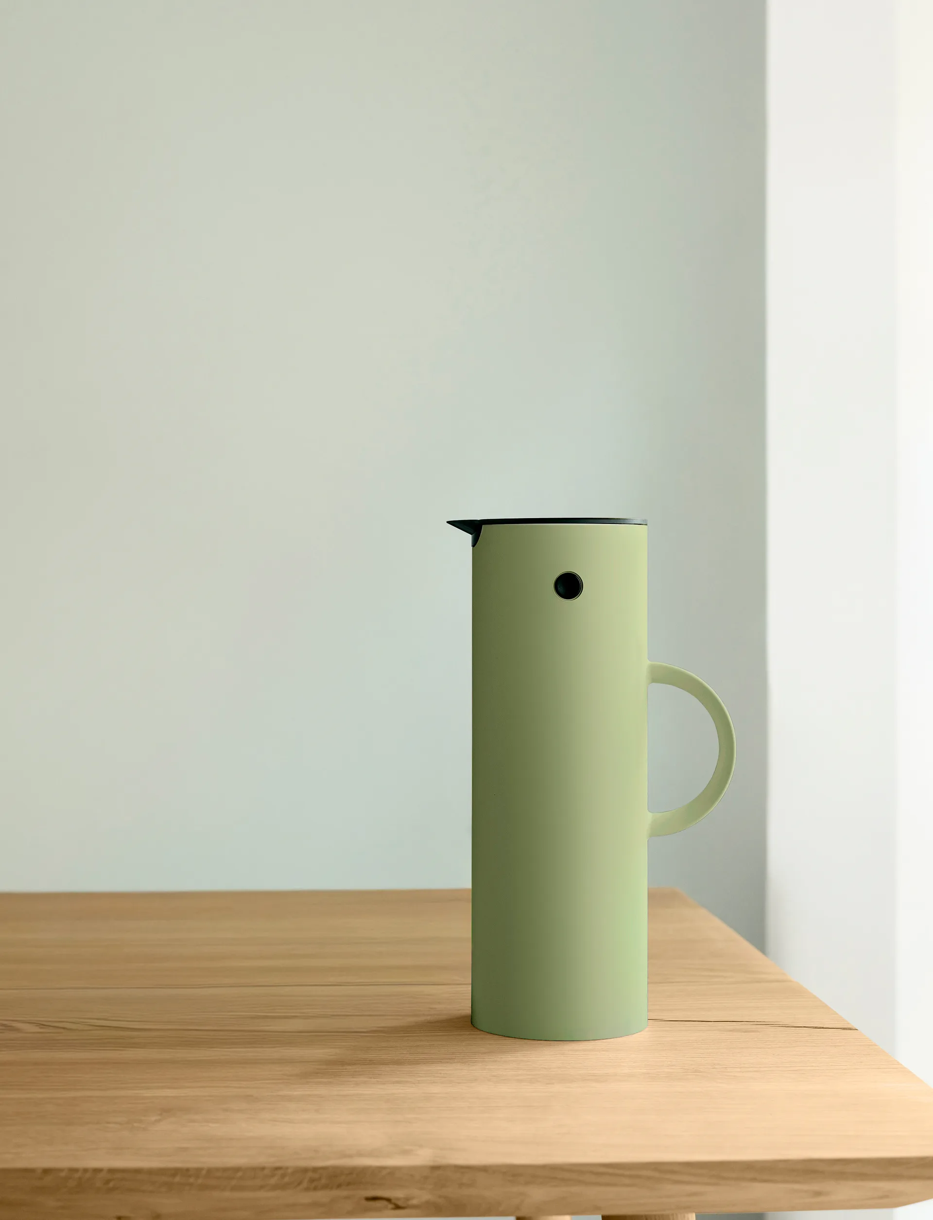 EM77 Stelton バキュームジャグ 1 L, Soft fern green Stelton | ステルトン
