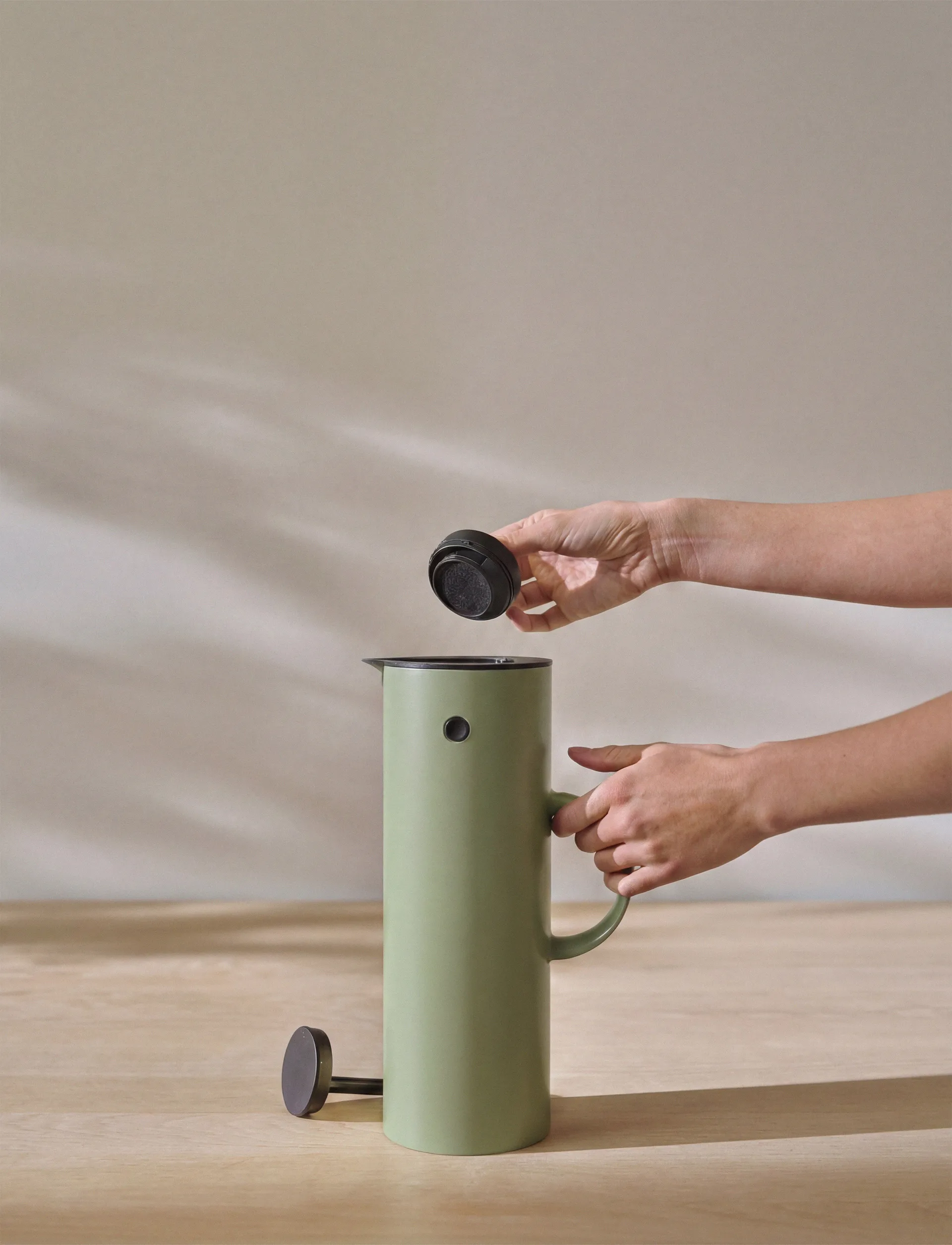 EM77 Stelton バキュームジャグ 1 L, Soft fern green Stelton | ステルトン