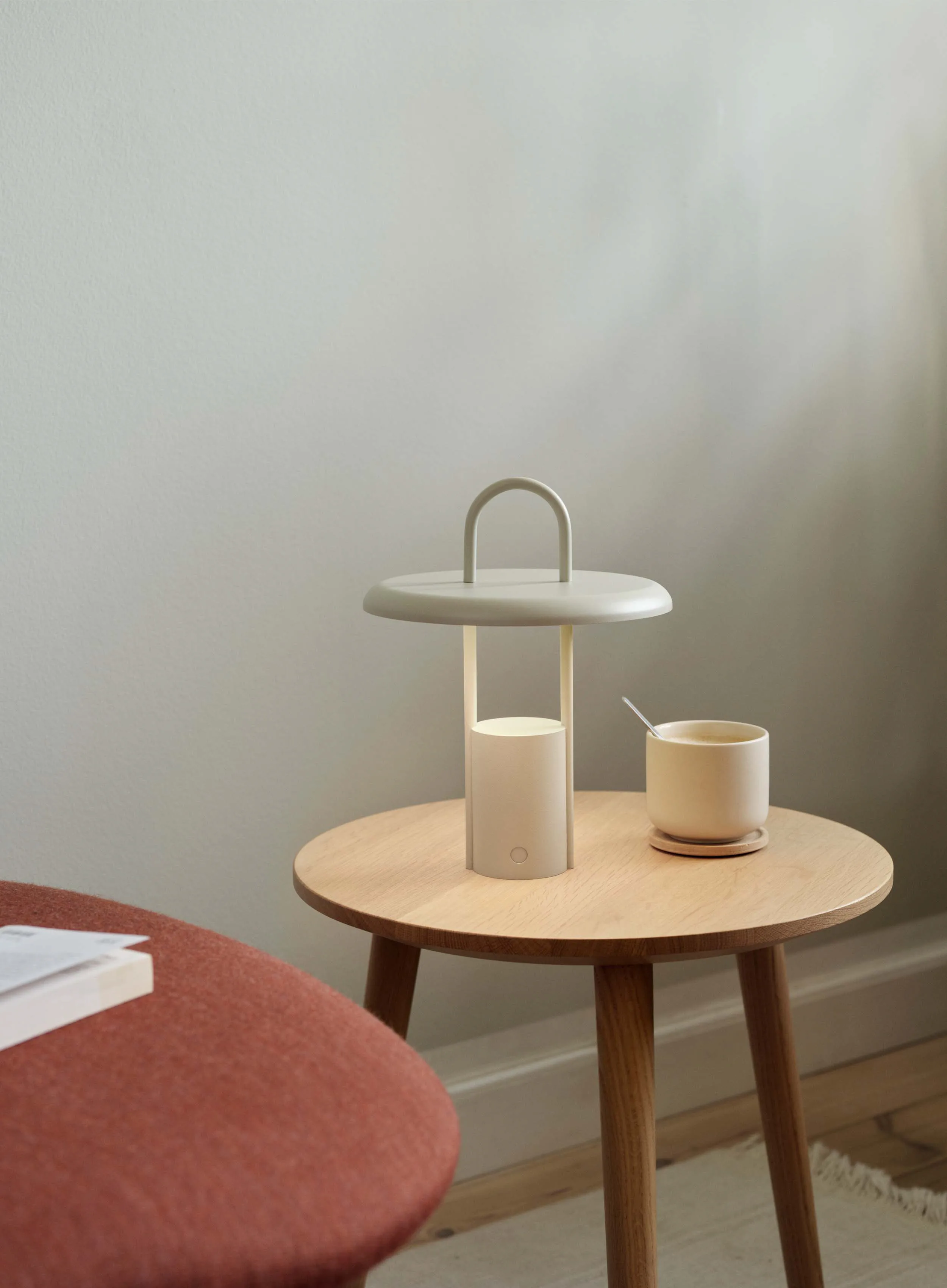 Stelton | ステルトン からのPier LEDランプ ポータブル 25 cm