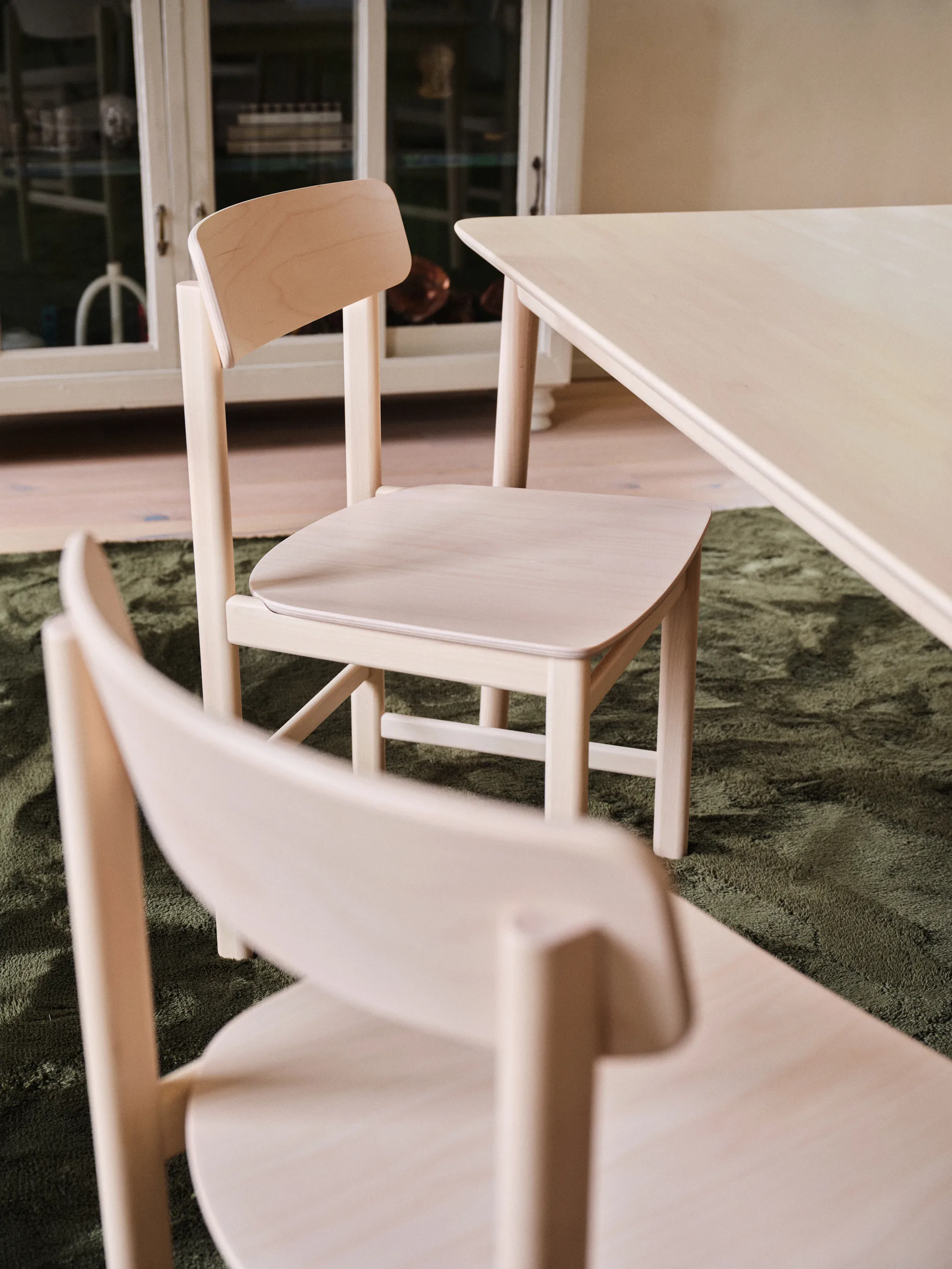 Pal アームチェア, Birch light matte lacquered Stolab