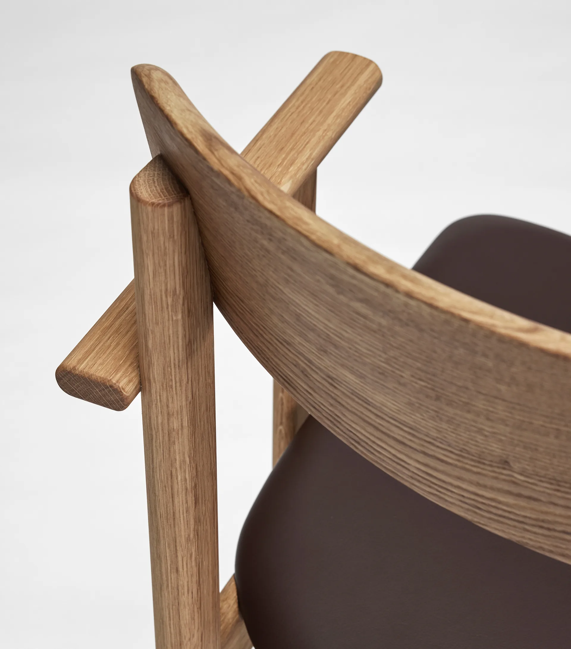 Pal アームチェア, Oak natural oil-Elmosoft 93129 Stolab