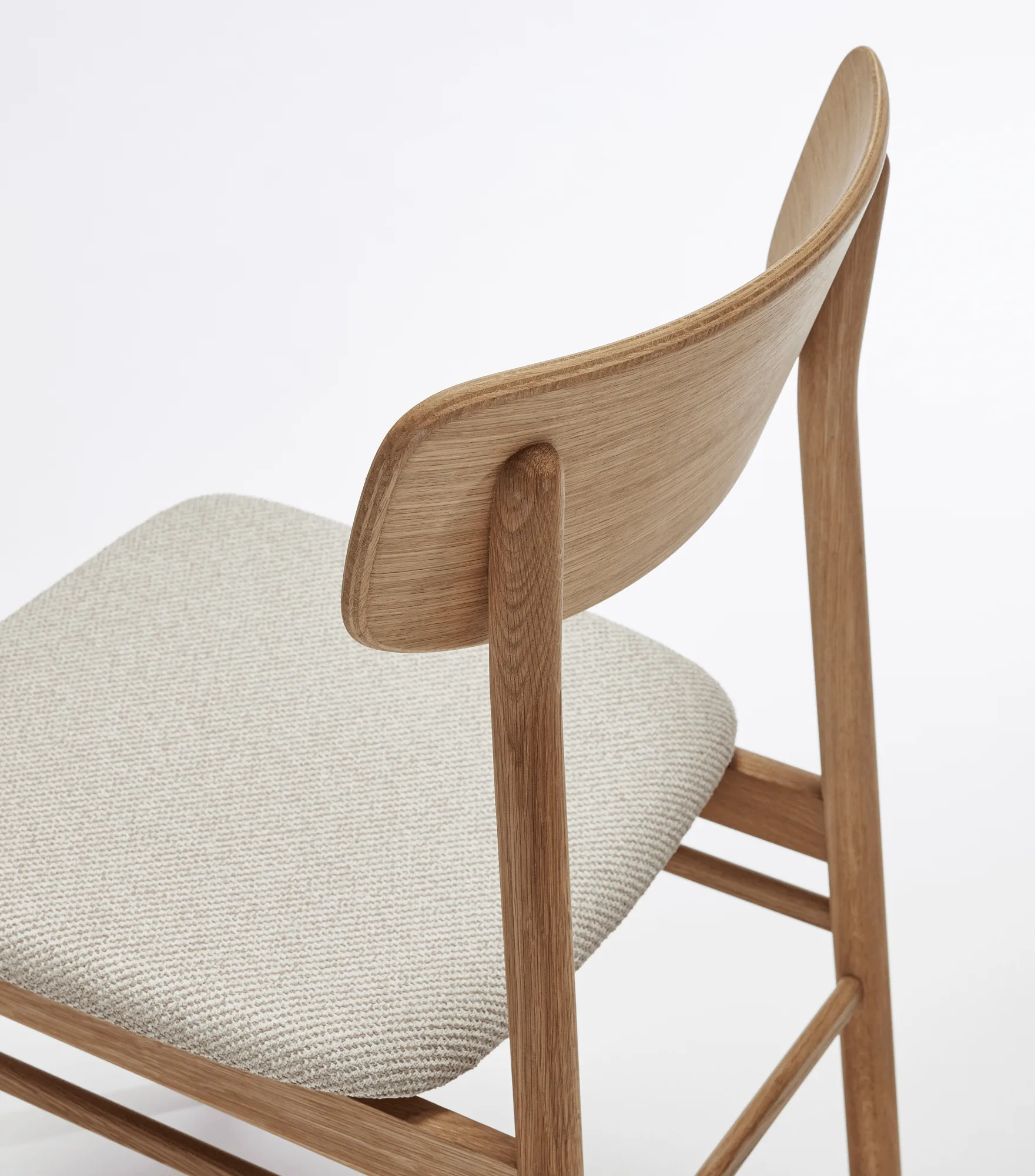Prima Vista チェア オイルドオーク, Textile Atto Driftwood V3576/01 grey Stolab