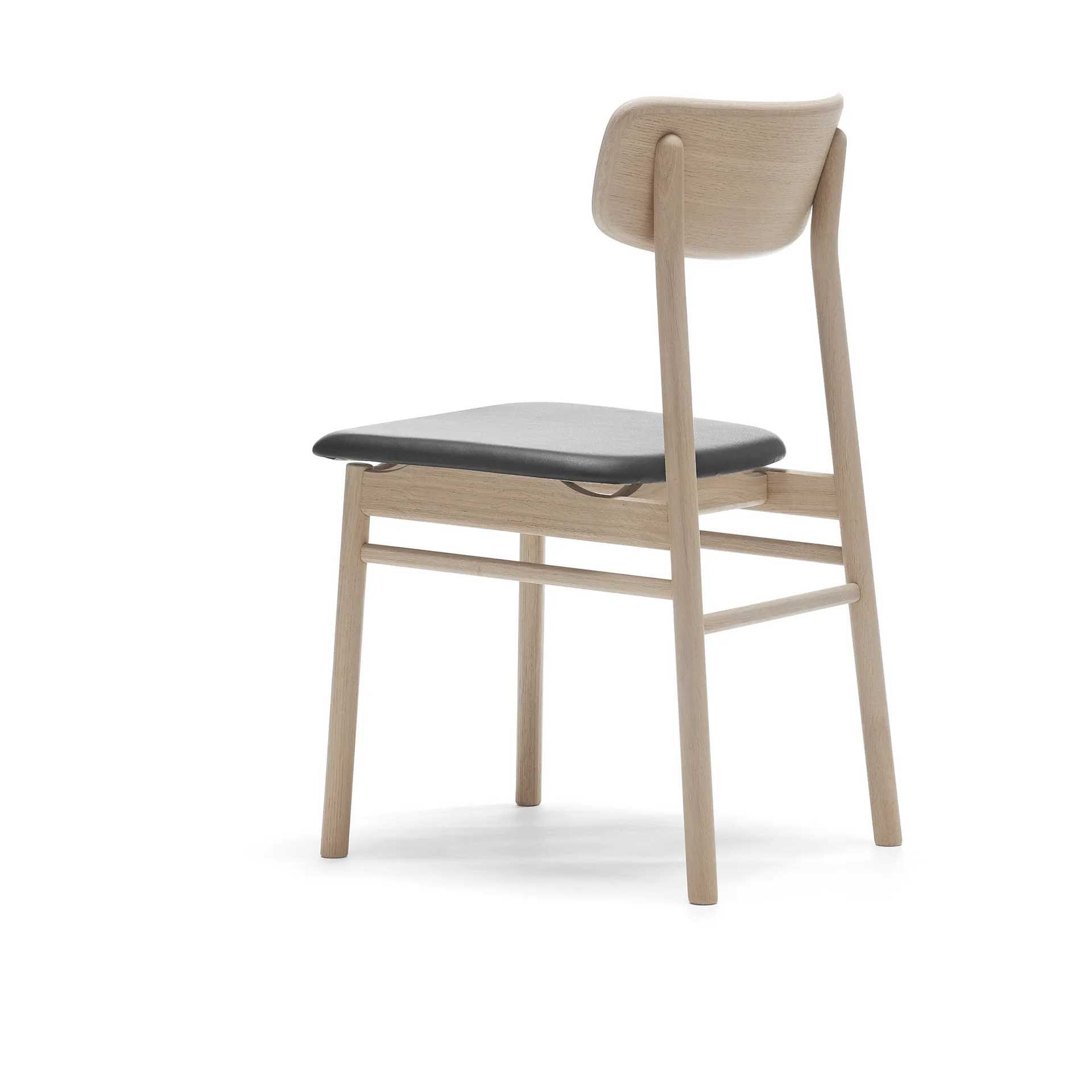 Prima Vista チェア white-oiled oak, Leather Elmosoft 99001 black Stolab