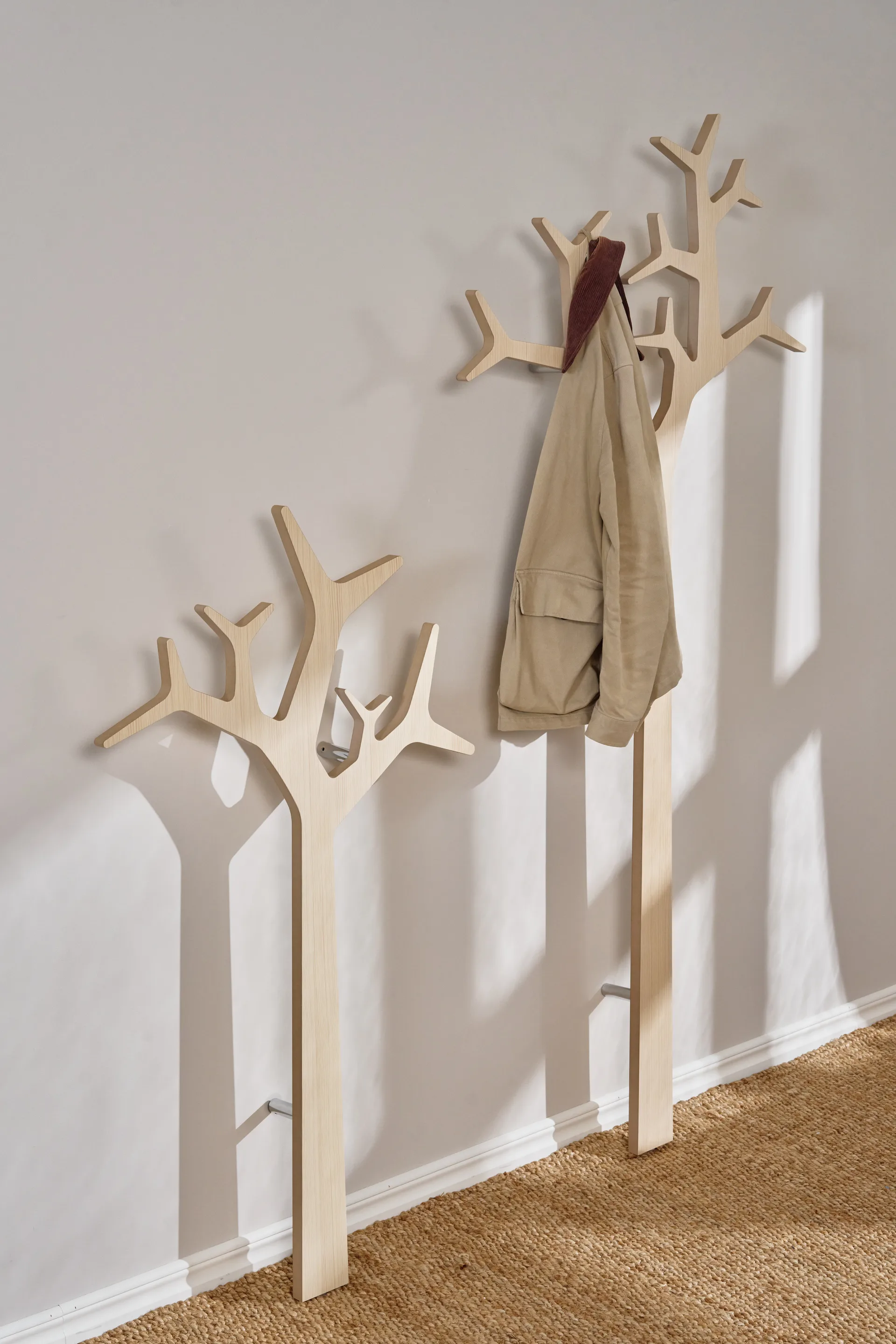 Tree Wall ウォールマウント コートラック スペシャルエディション 194 cm, White pigmented pine Swedese