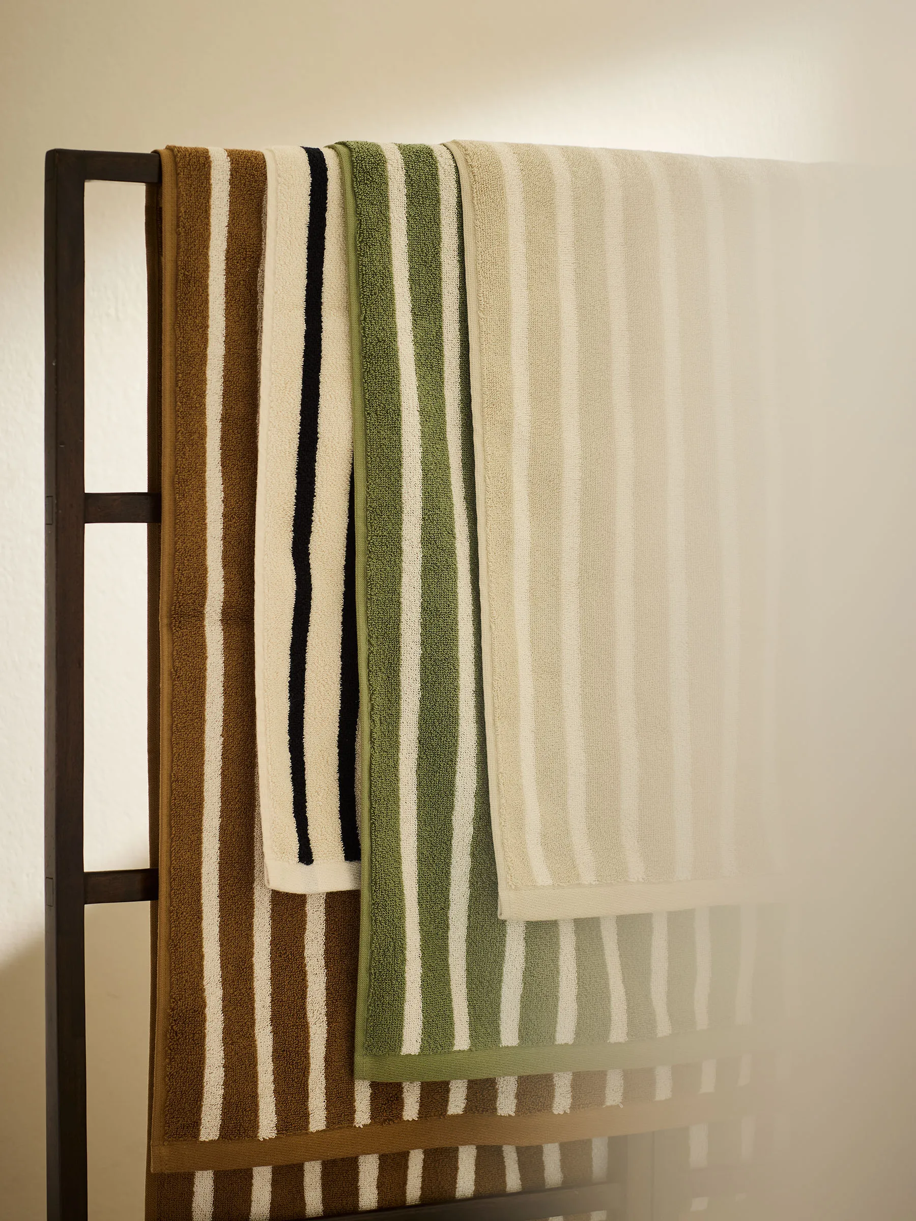 Bonnie バスタオル 70x140 cm, Brown Tell Me More | テルミーモア