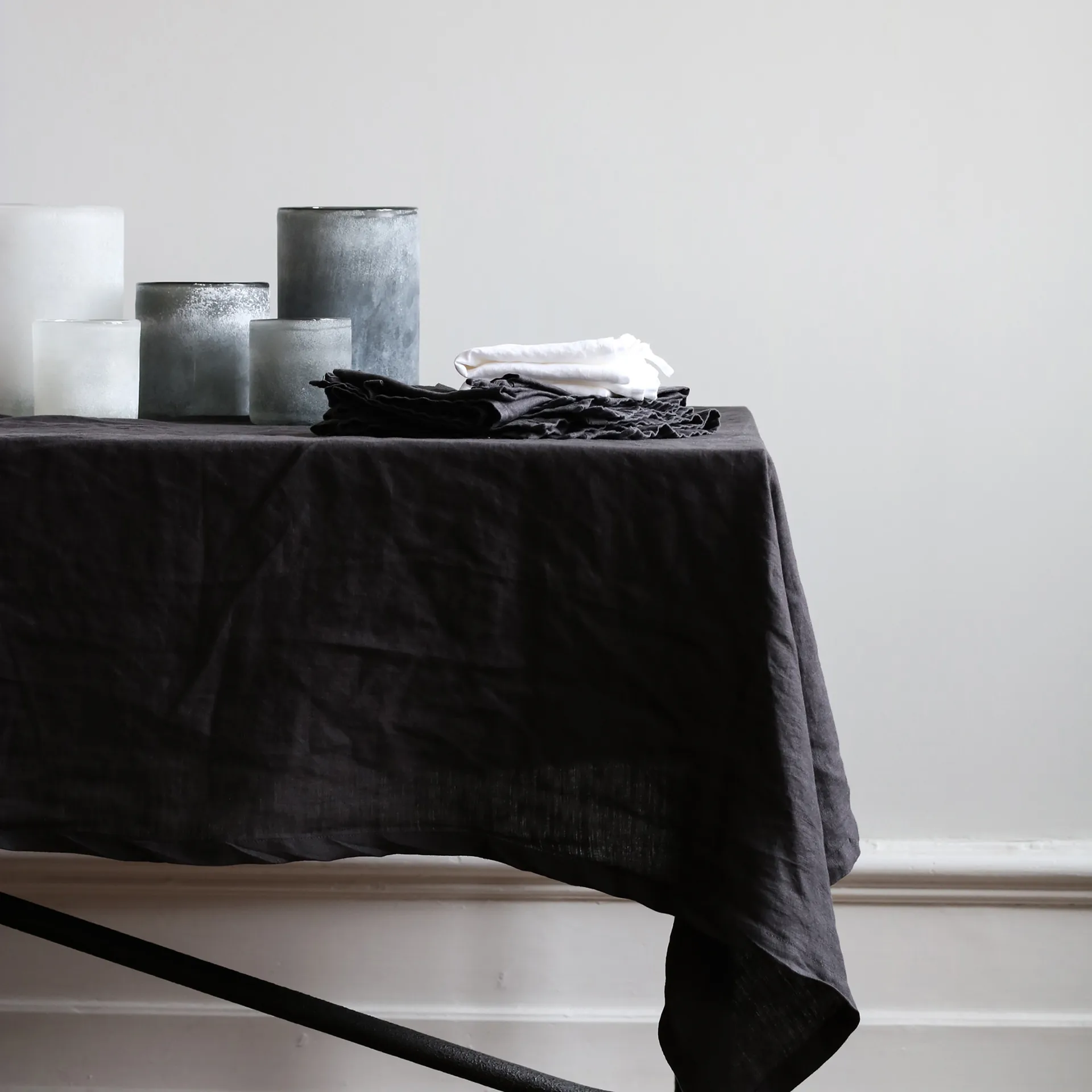 Frost ランタン L, White Tell Me More | テルミーモア