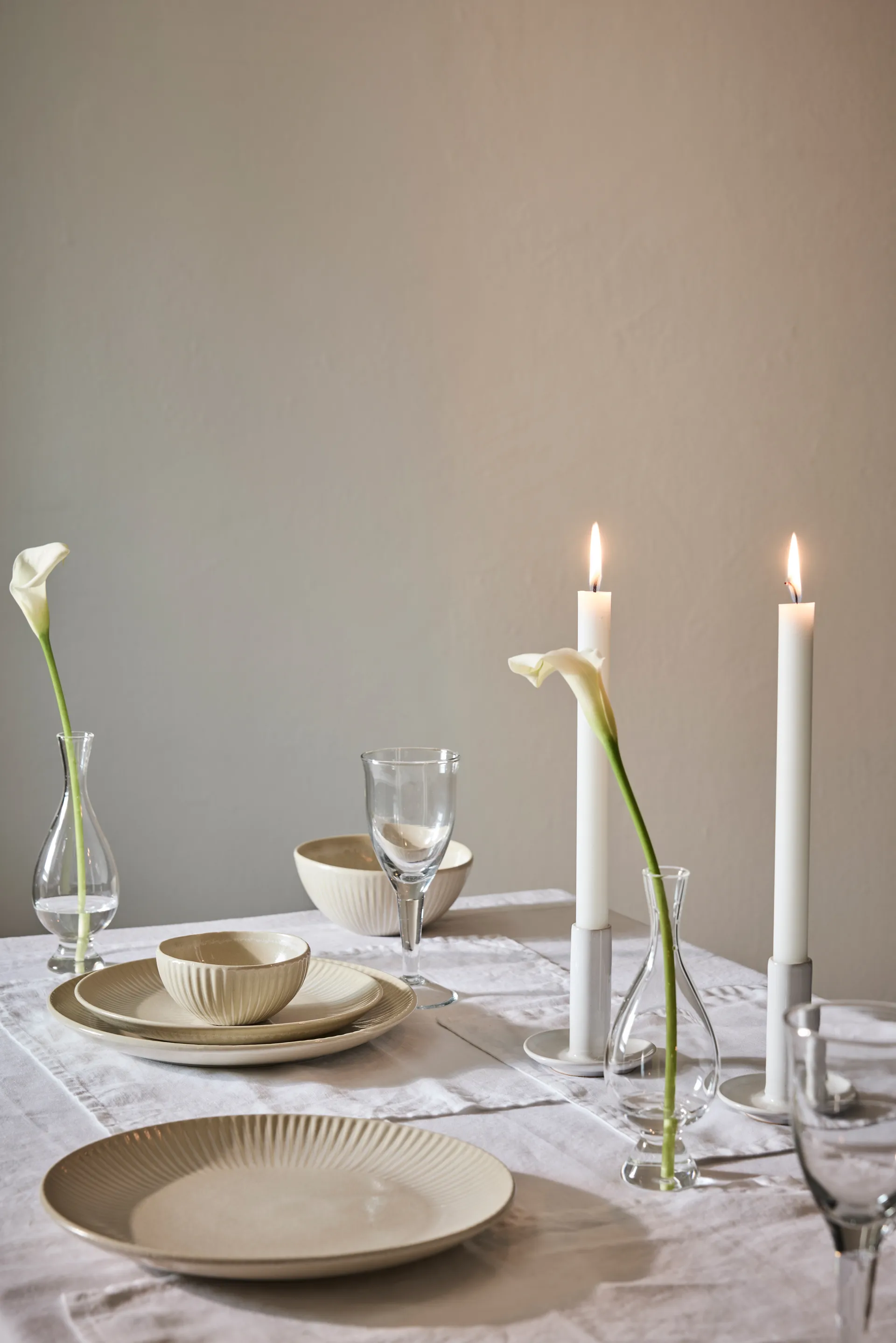 Granada プレート Ø26.5 cm, Cream white-beige Tell Me More | テルミーモア