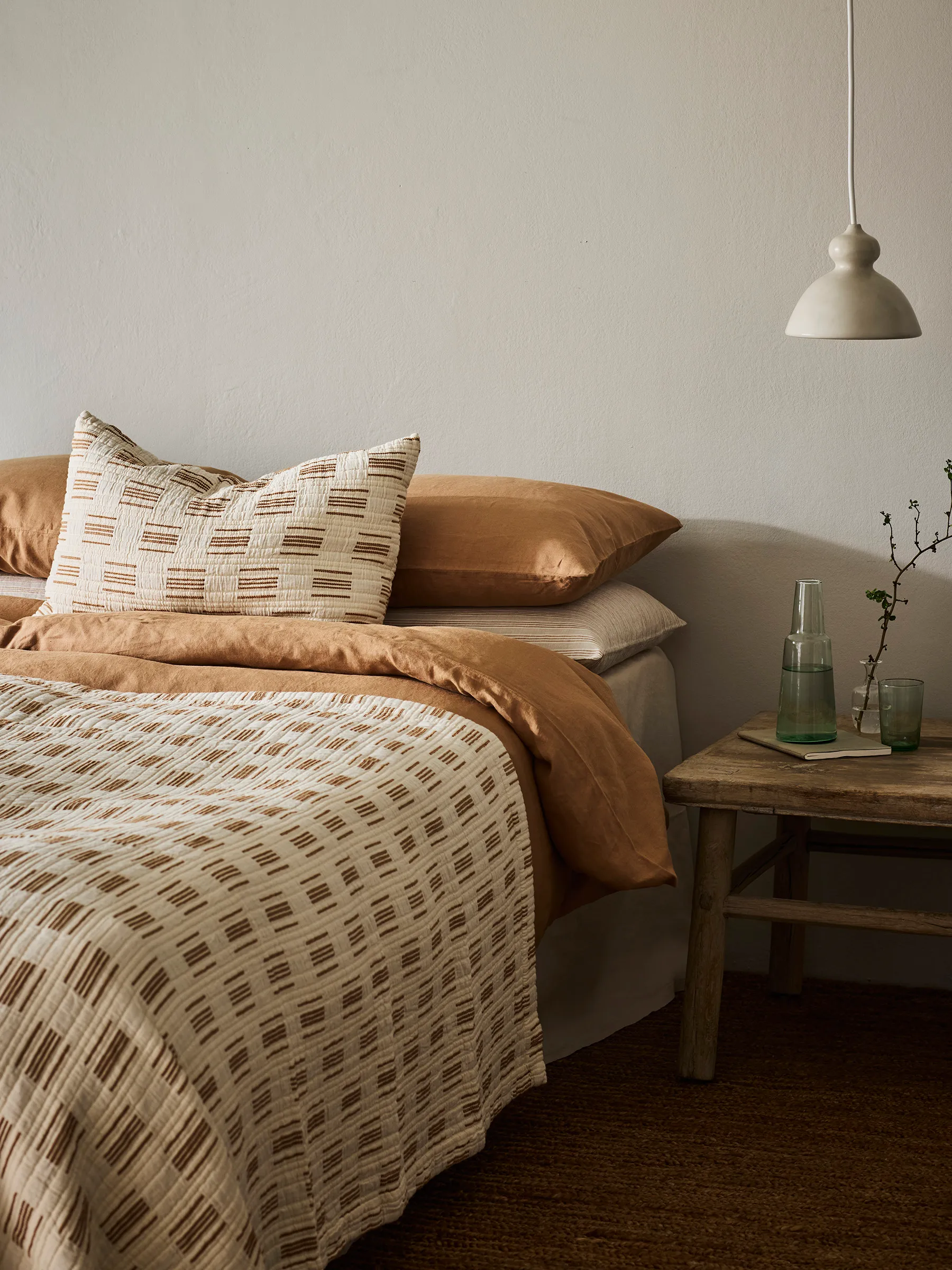 Julien クッションカバー 40x60 cm, Off-white-rust red Tell Me More | テルミーモア