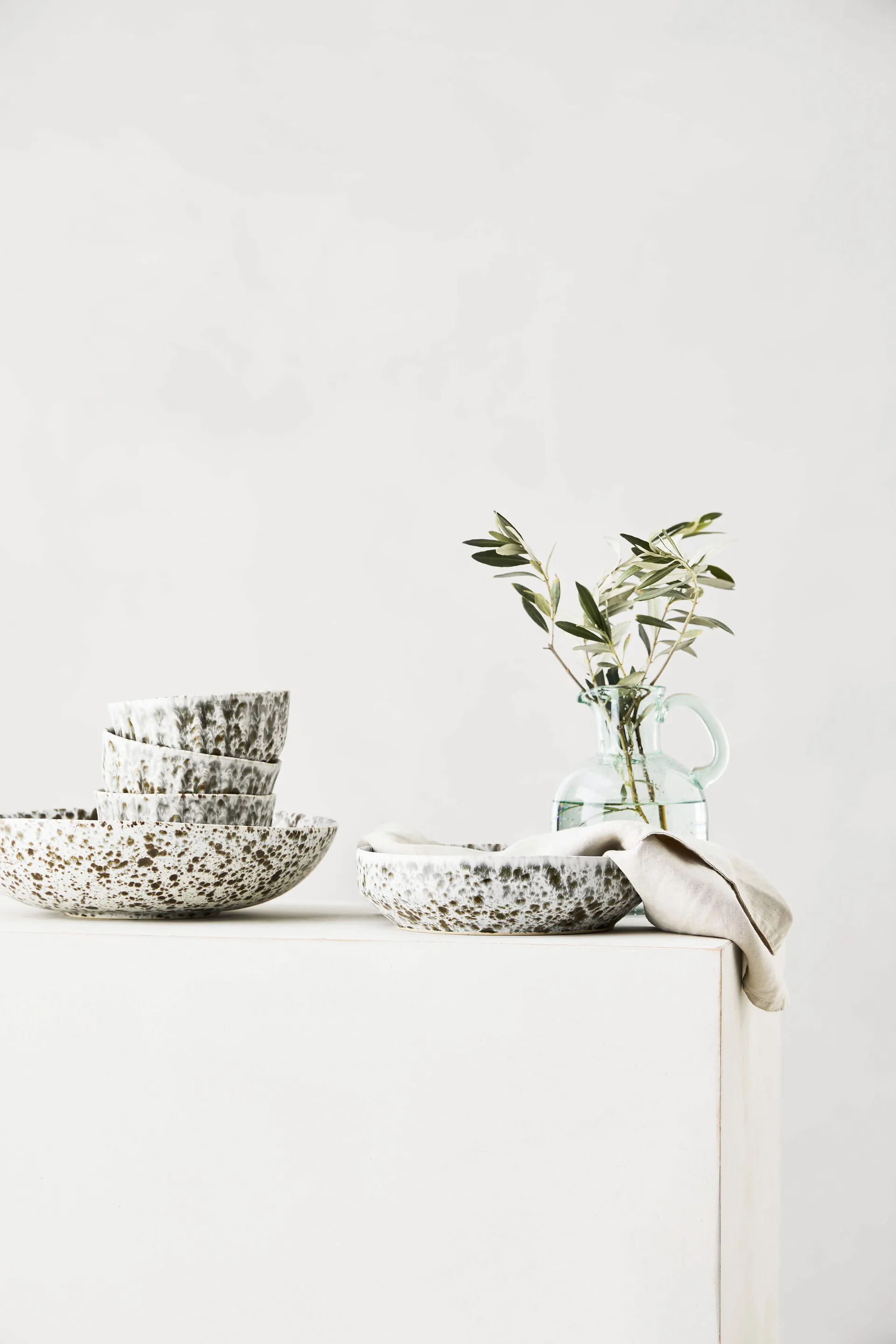 Rivoli サラダボウル medium Ø30 cm, Green splatter Tell Me More | テルミーモア