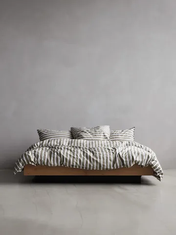 Tell Me More ストライプ 枕カバー コットン - Olive, 50×90 cm - Tell Me More | テルミーモア