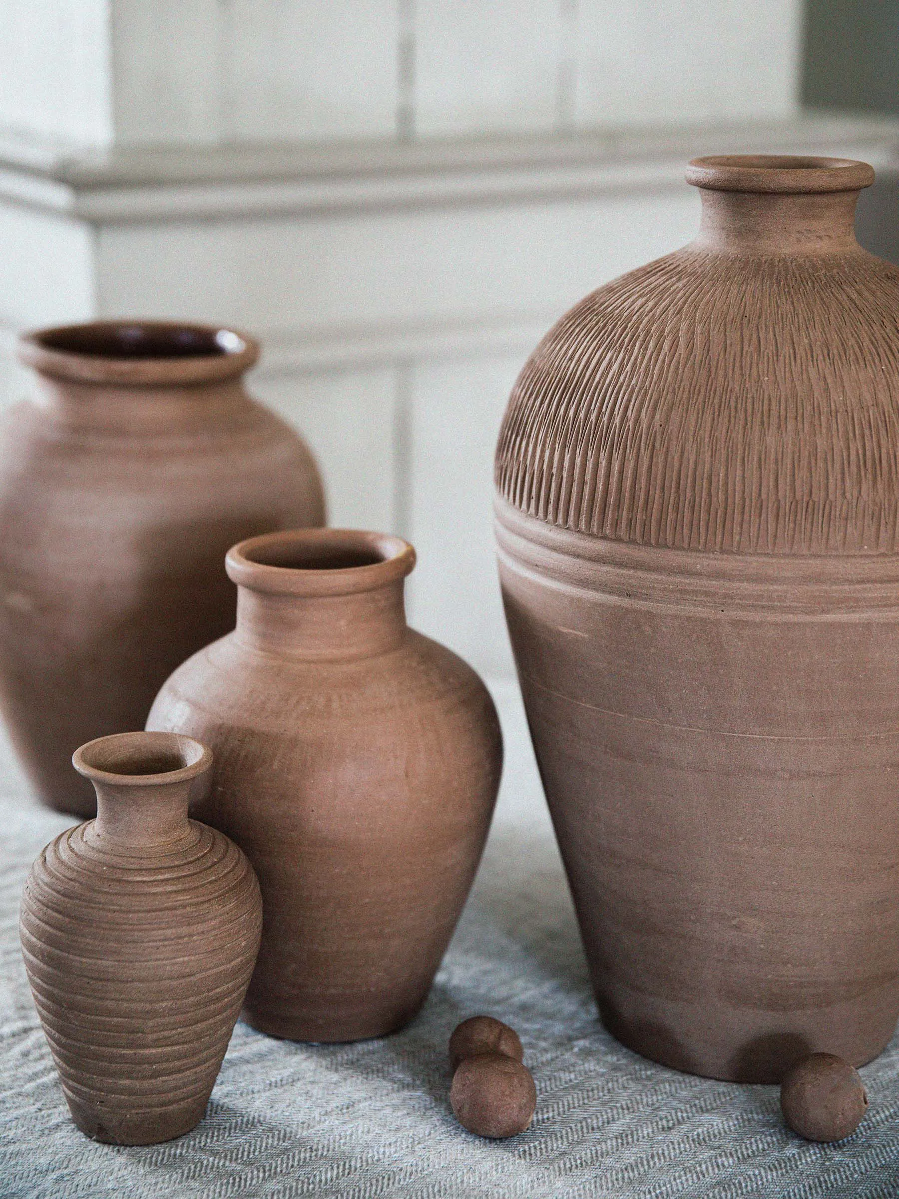 Terracina urn ミニ 16 cm, Terracotta Tell Me More | テルミーモア