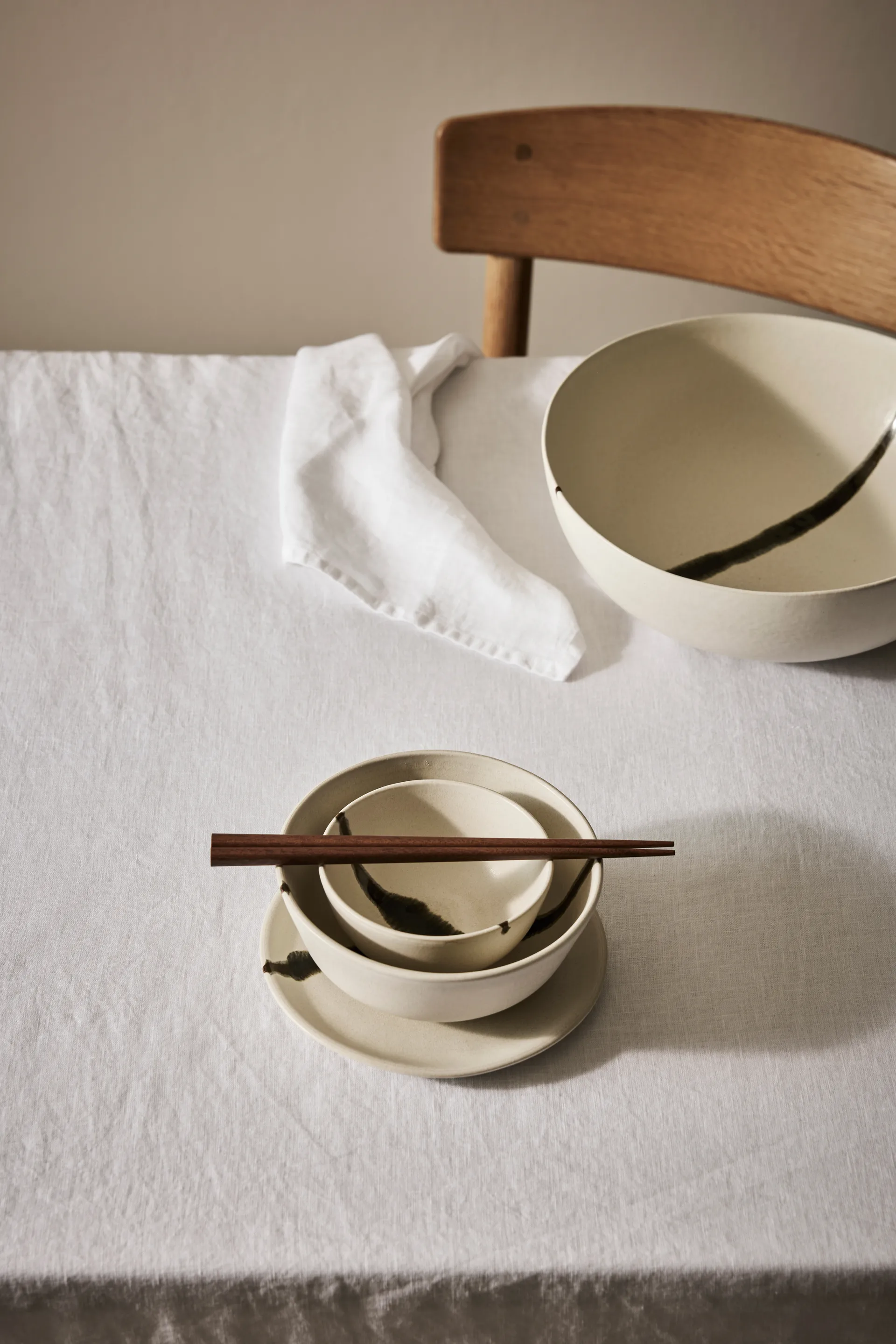 Toledo サラダボウル ミディアム Ø28 cm, Off-white Tell Me More | テルミーモア