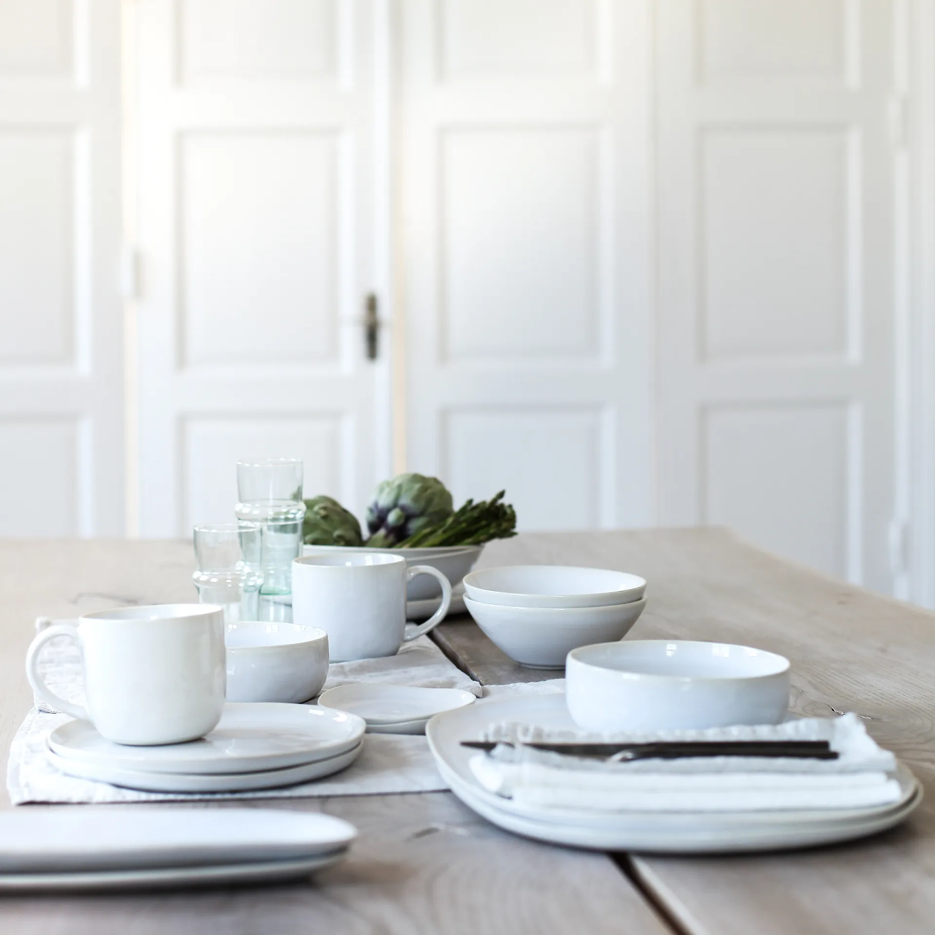 Vince ディーププレート Ø22.5 cm, White Tell Me More | テルミーモア