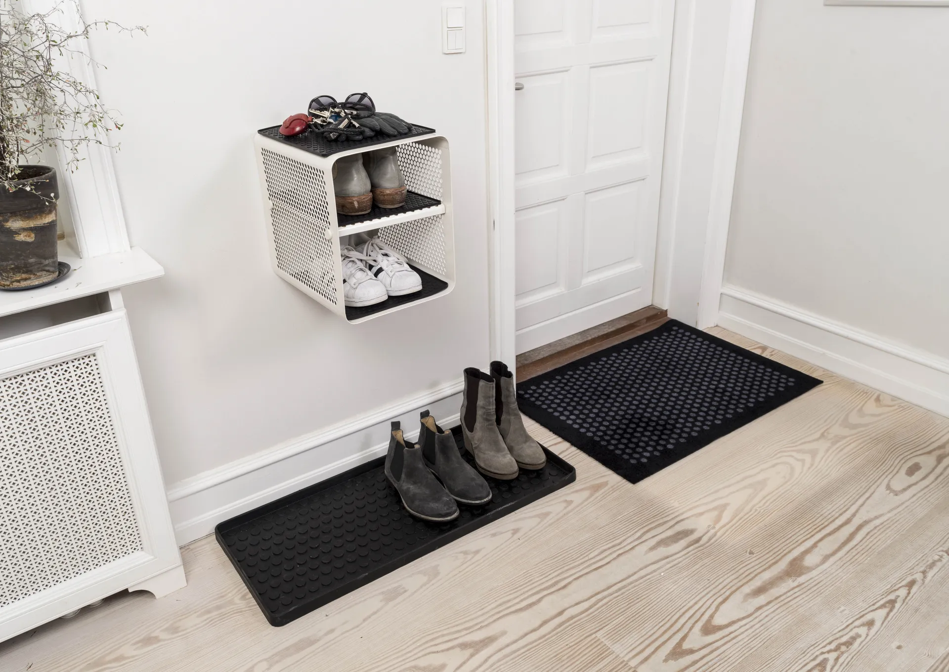 Dot ドアマット, Black. 60x90 cm tica copenhagen