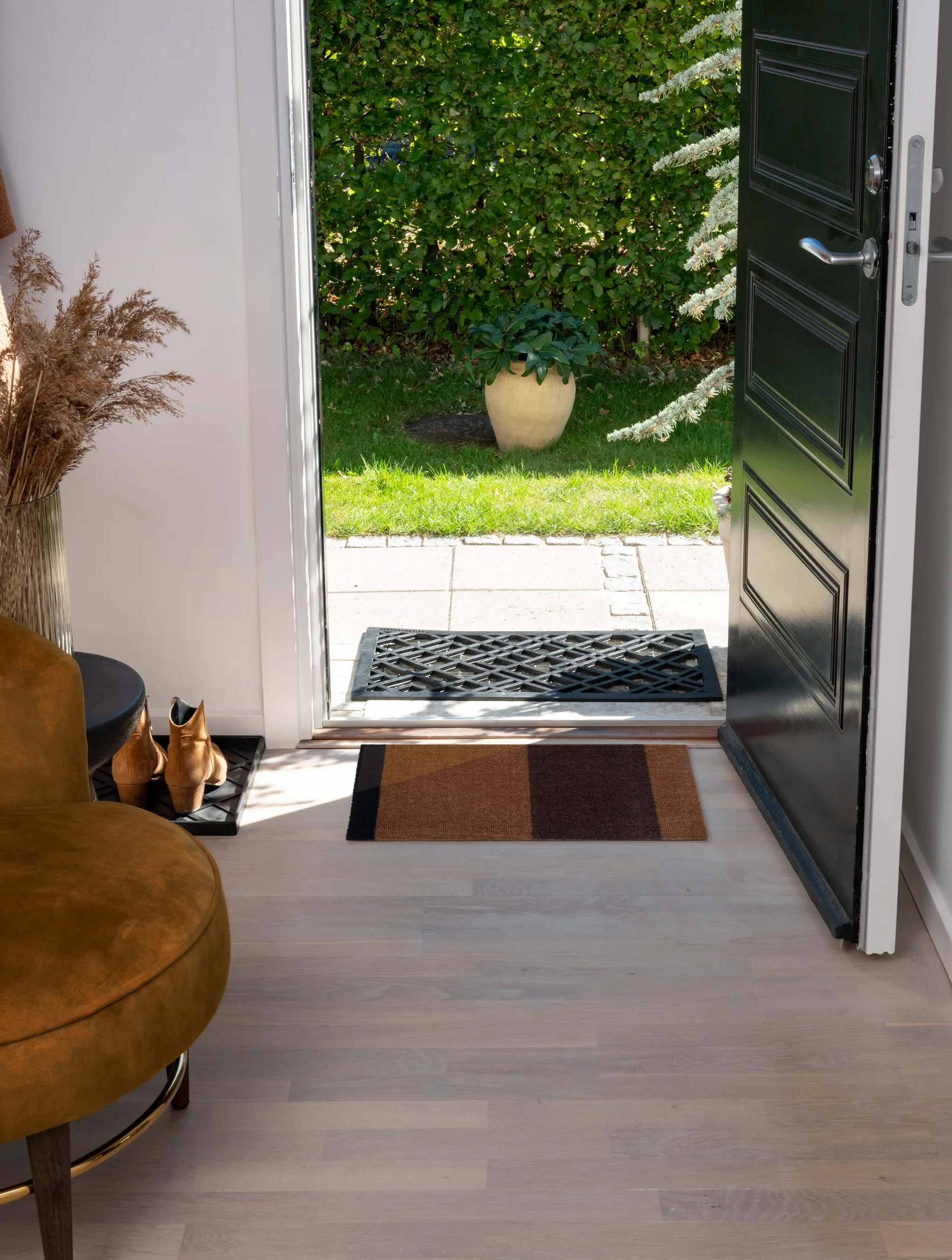 Stripes ホリゾンタルドアマット, Cognac-dark brown-black, 40x60 cm tica copenhagen