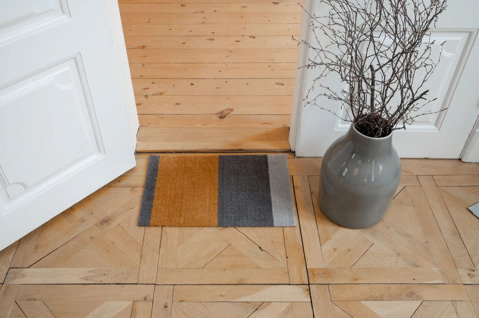 Stripes ホリゾンタルドアマット, Grey-grey-dijon. 40x60 cm tica copenhagen