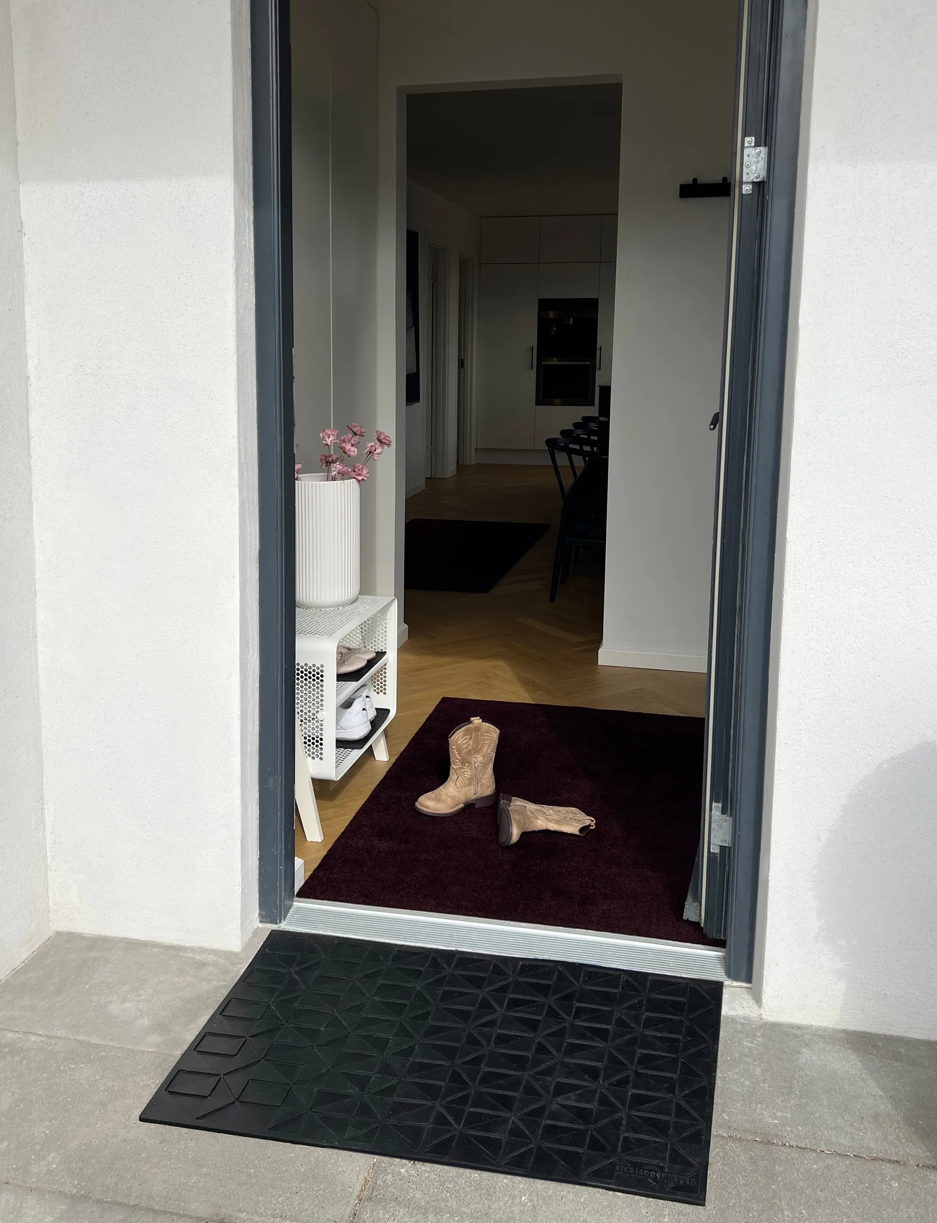 Unicolor ホールウェイラグ, Bordeaux, 90x130 cm tica copenhagen