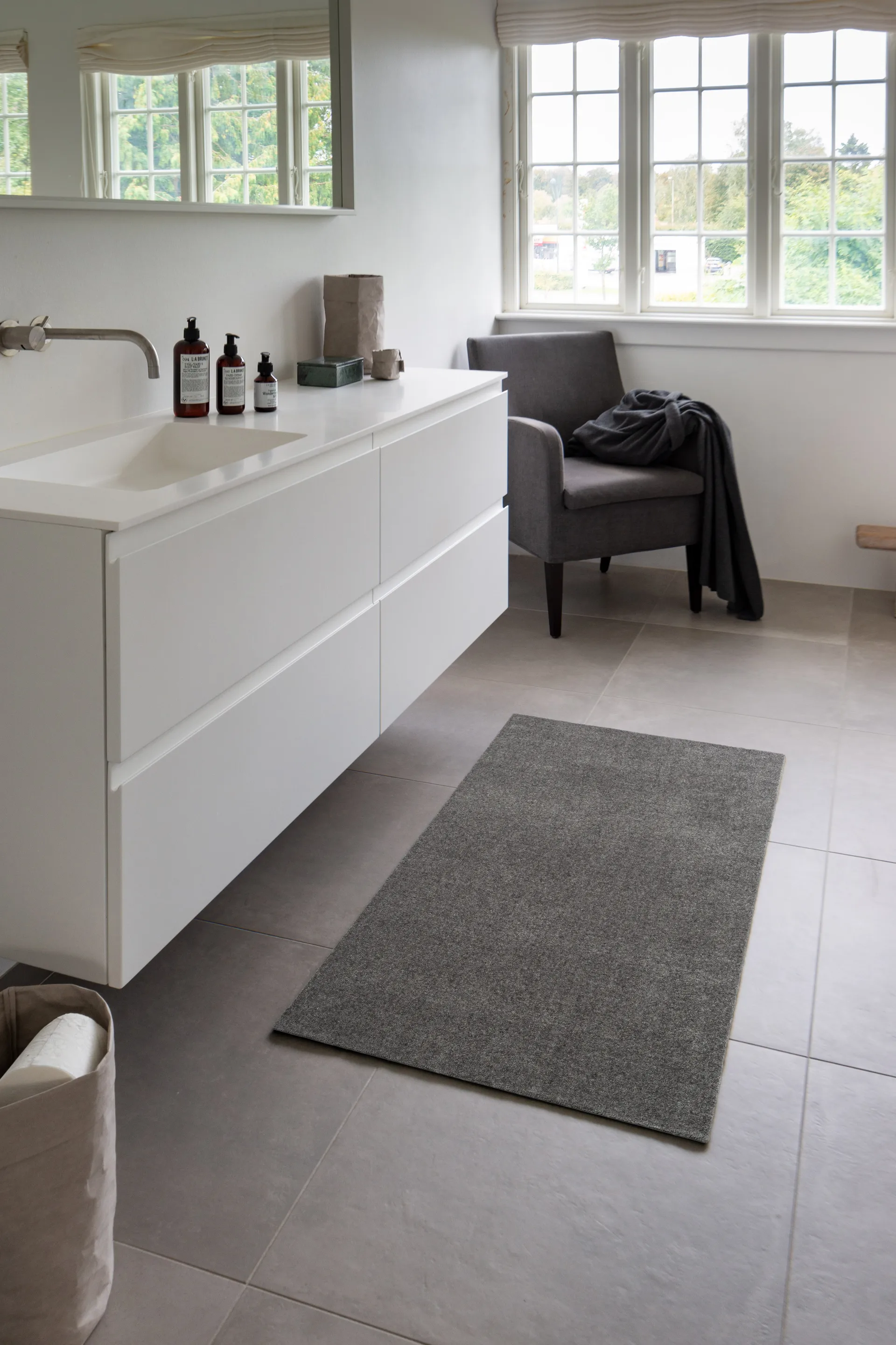 Unicolor ホールウェイラグ, Steel grey. 67x120 cm tica copenhagen