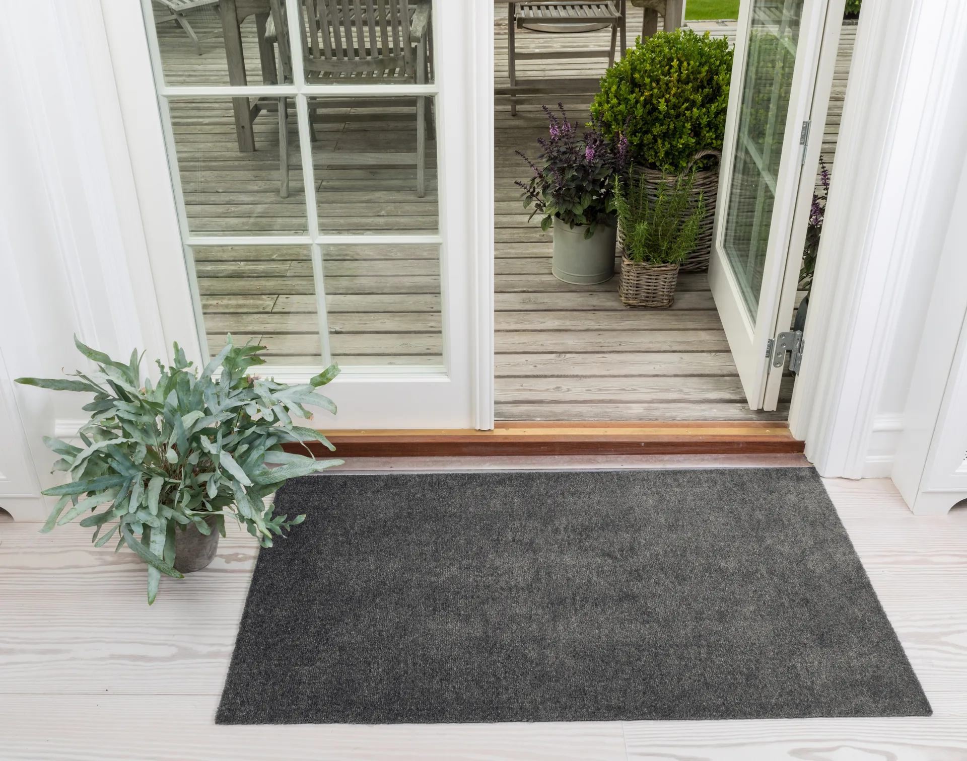 Unicolor ホールウェイラグ, Steel grey. 67x120 cm tica copenhagen