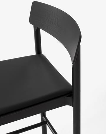 Betty TK17 バーチェア 75 cm - Noble leather black-black laquered ash - &Tradition | アンドトラディション