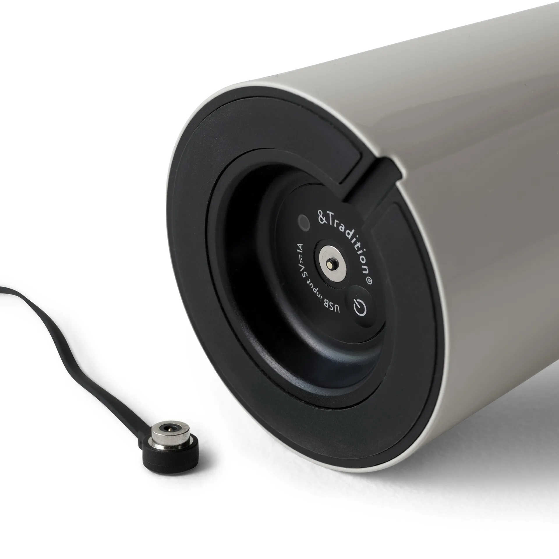 Caret MF1 ポータブルテーブルランプ, Silk grey &Tradition | アンドトラディション