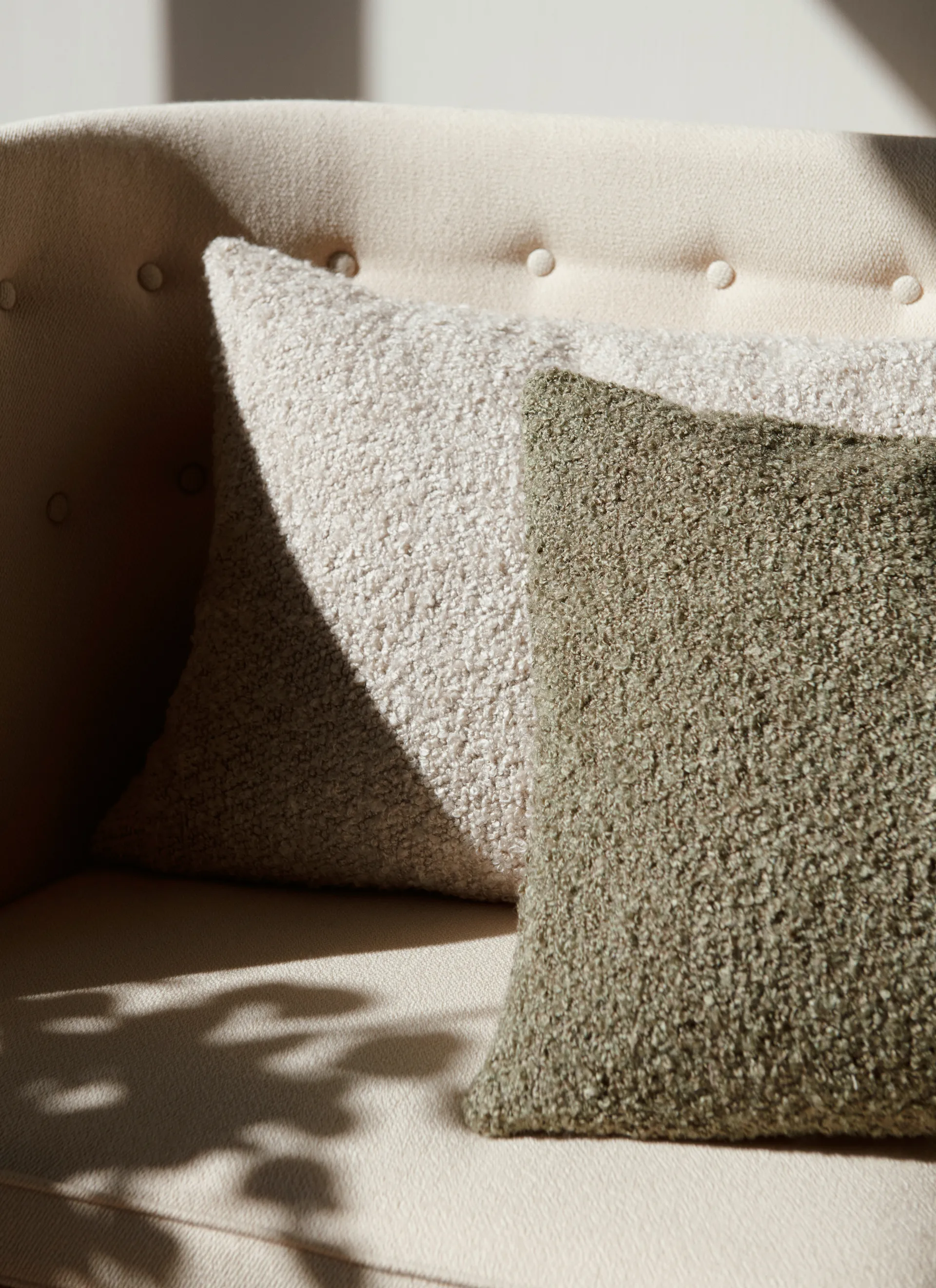 Collect クッション SC48 Soft Boucle 40x60 cm, Cloud &Tradition | アンドトラディション