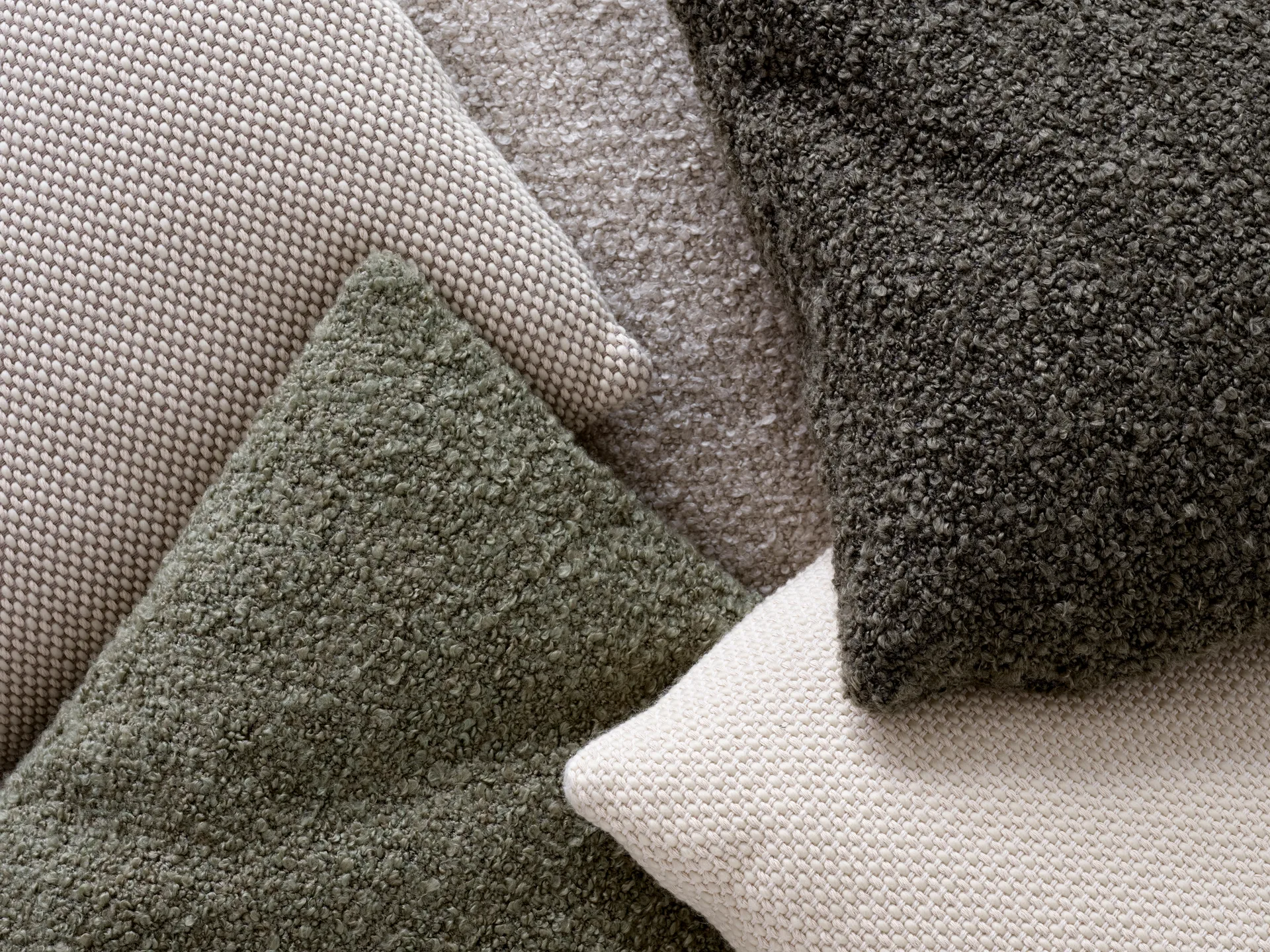 Collect クッション SC48 Soft Boucle 40x60 cm, Moss &Tradition | アンドトラディション