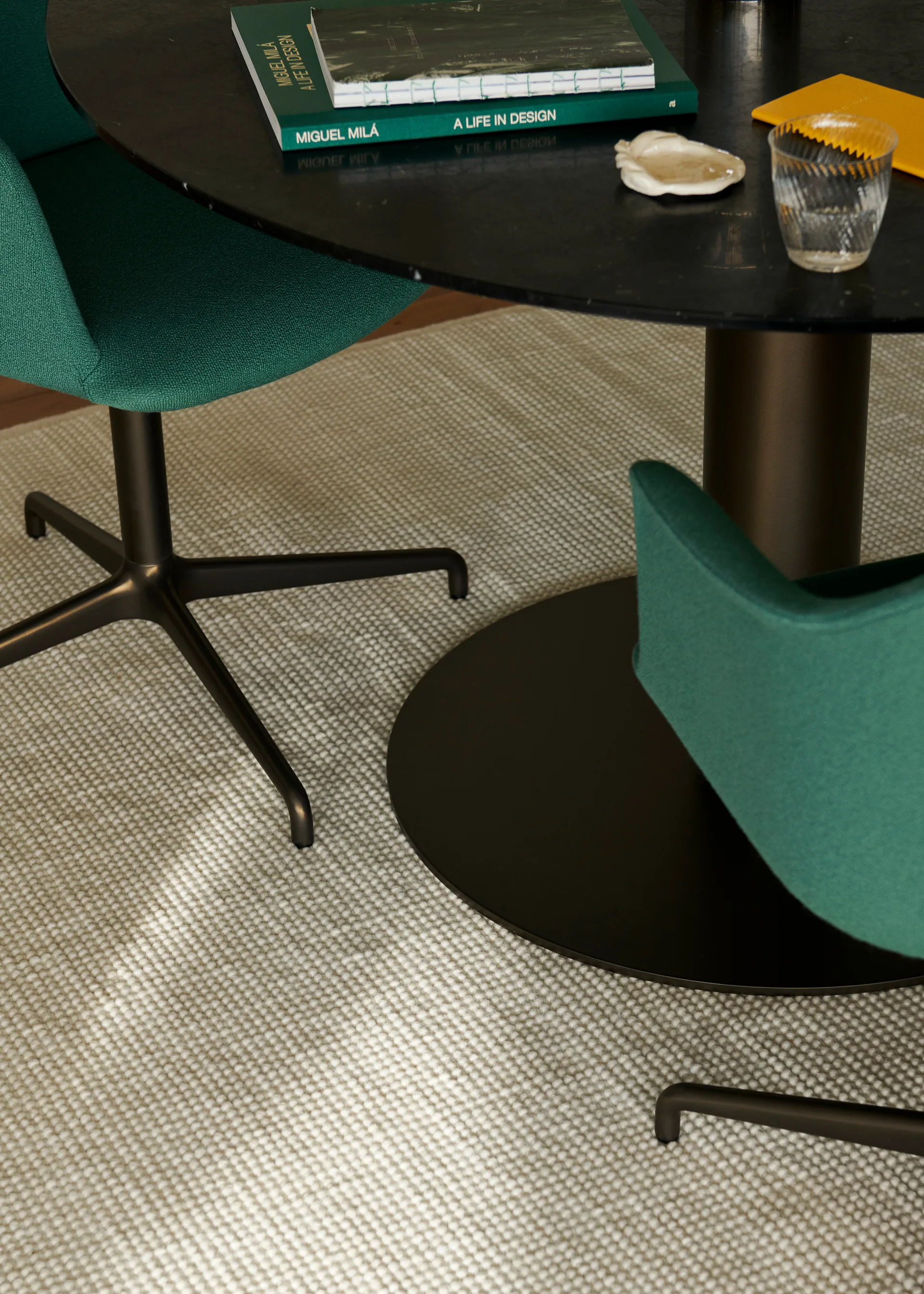 Collect SC84 ラグ 170x240 cm, Milk &Tradition | アンドトラディション