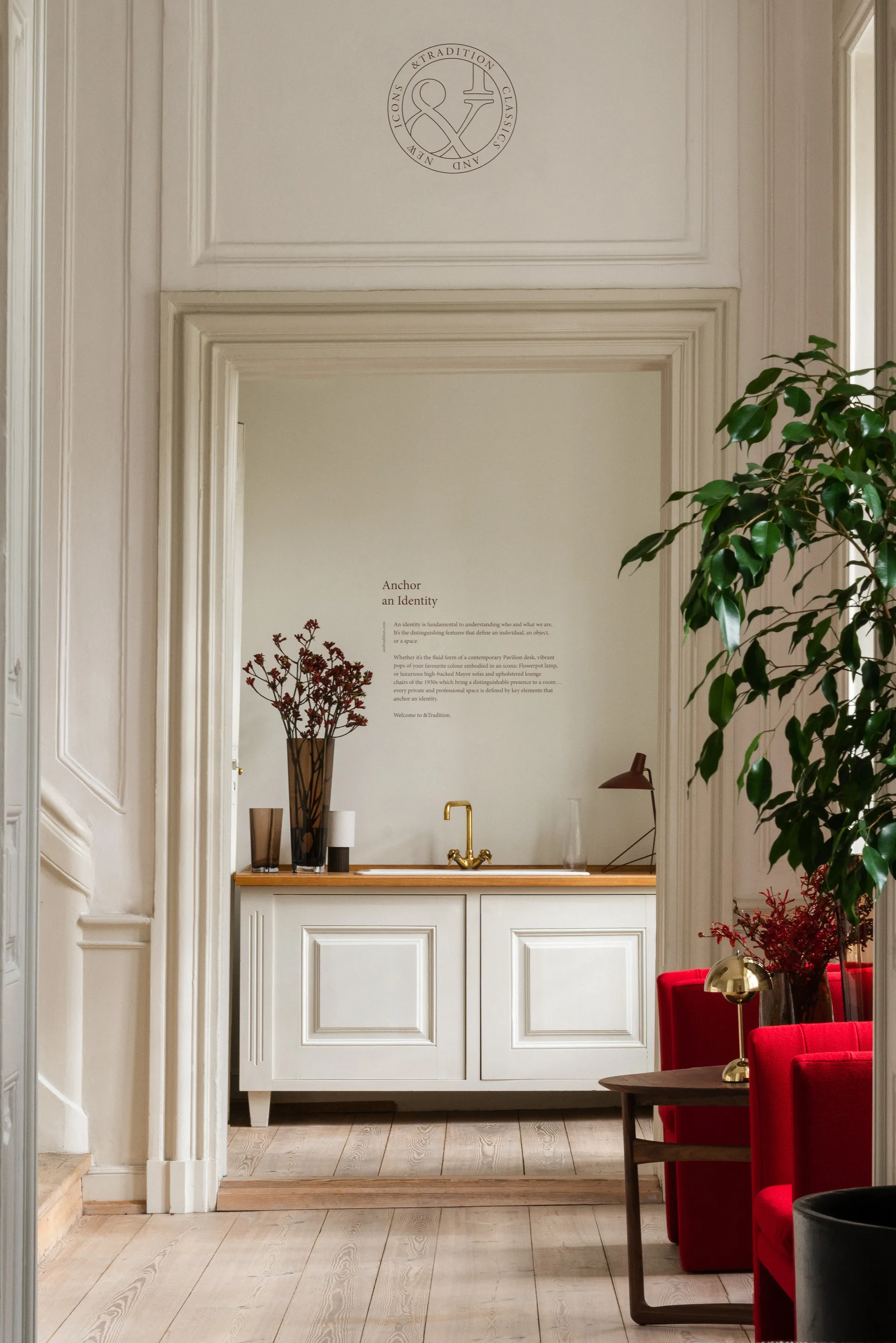 Flowerpot / フラワーポット ポータブルテーブルランプ VP9, Brass &Tradition | アンドトラディション