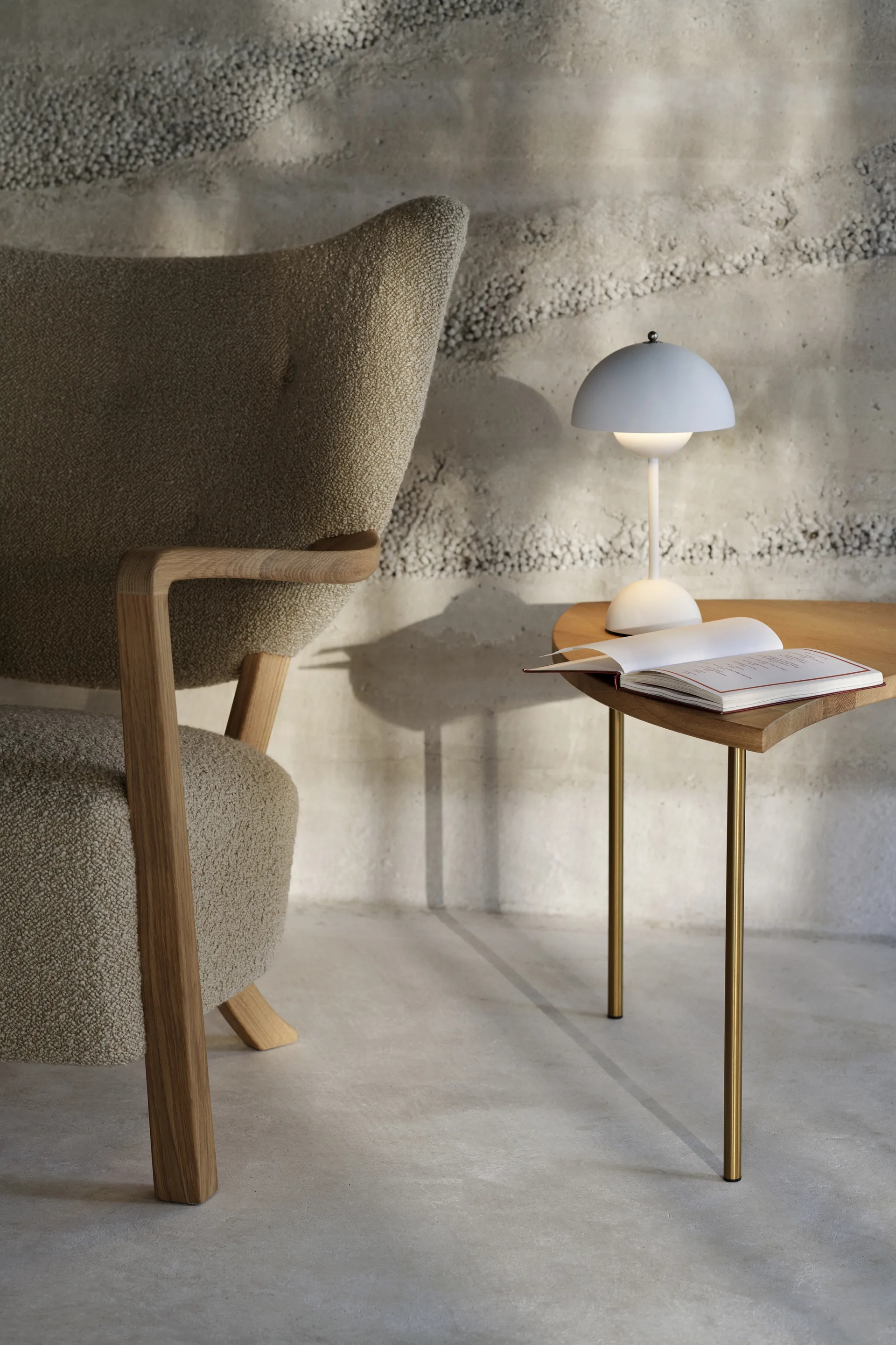 Flowerpot / フラワーポット ポータブルテーブルランプ VP9, matte white &Tradition | アンドトラディション