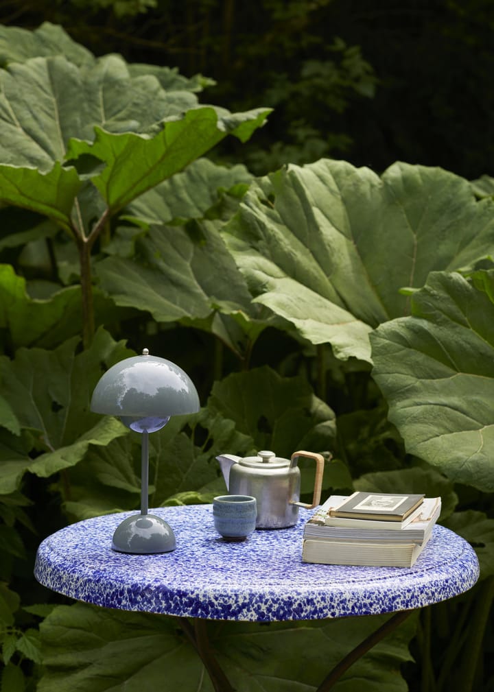Flowerpot / フラワーポット ポータブルテーブルランプ VP9 - Stone blue - &Tradition | アンドトラディション