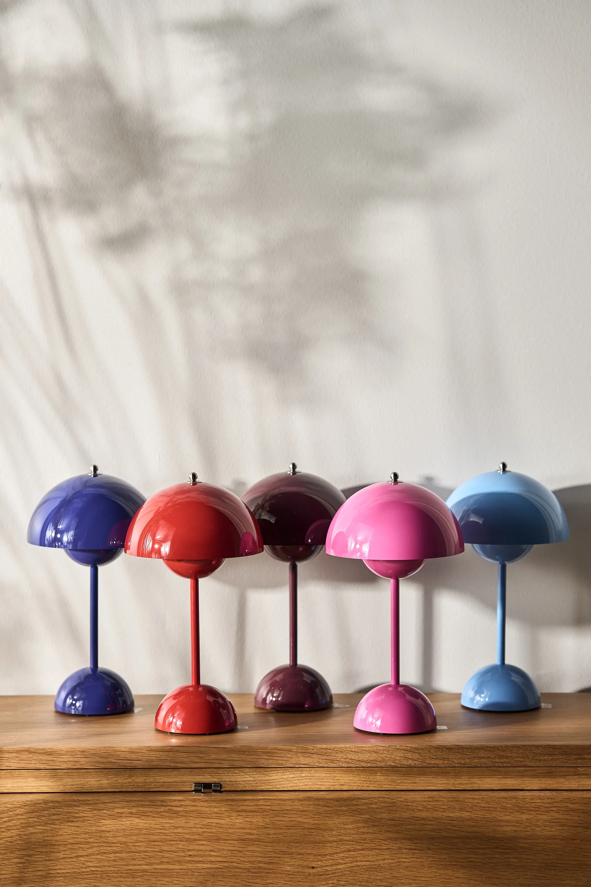 Flowerpot / フラワーポット ポータブルテーブルランプ VP9, Tangy pink &Tradition | アンドトラディション