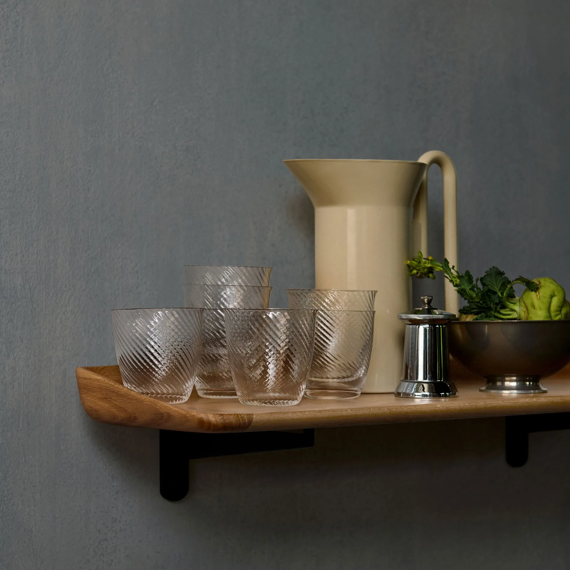 Guild HM14 シェルフ 75 cm, Solid lacquered oak &Tradition | アンドトラディション