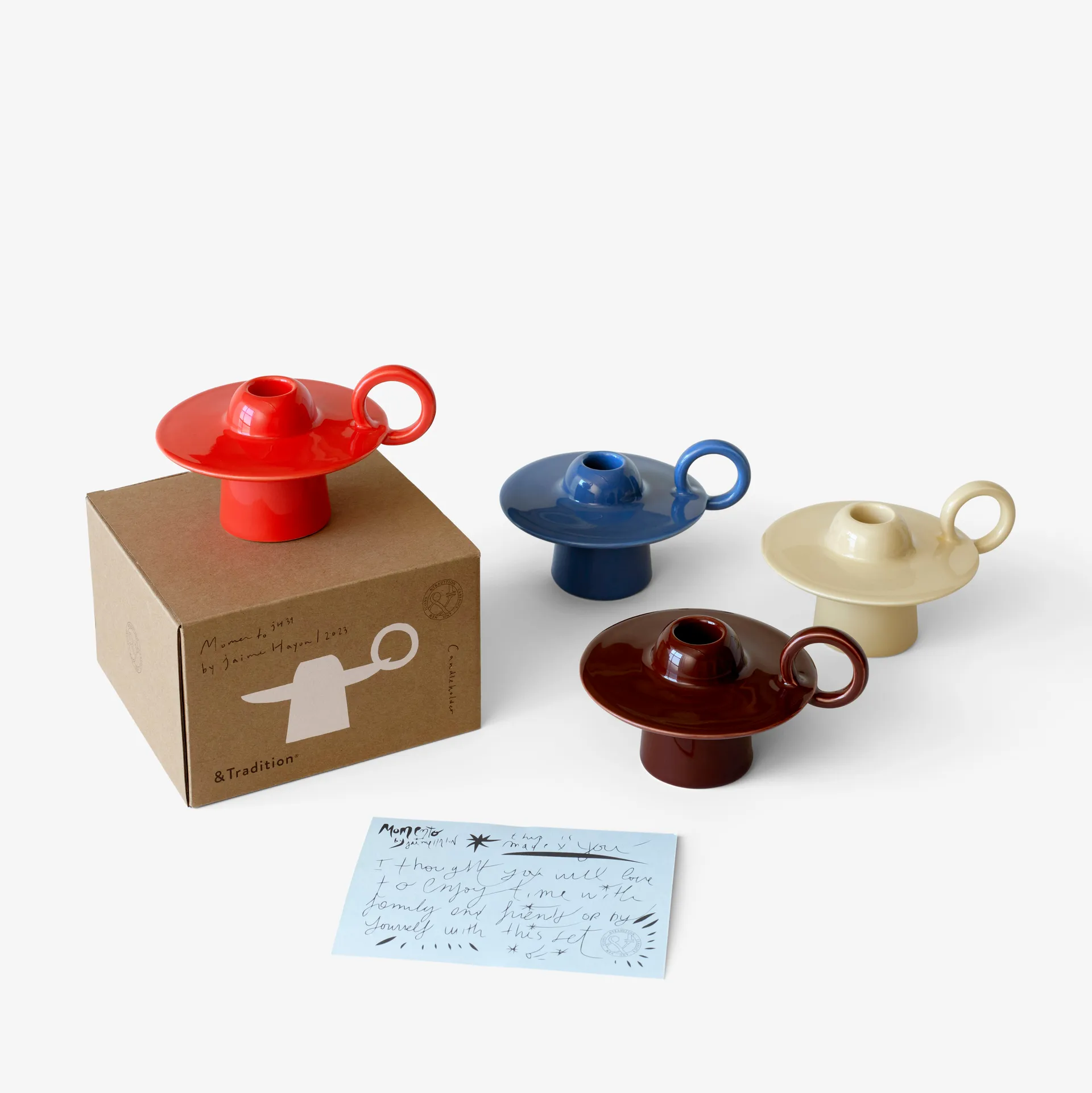 Momento JH39 キャンドルホルダー, Poppy Red &Tradition | アンドトラディション