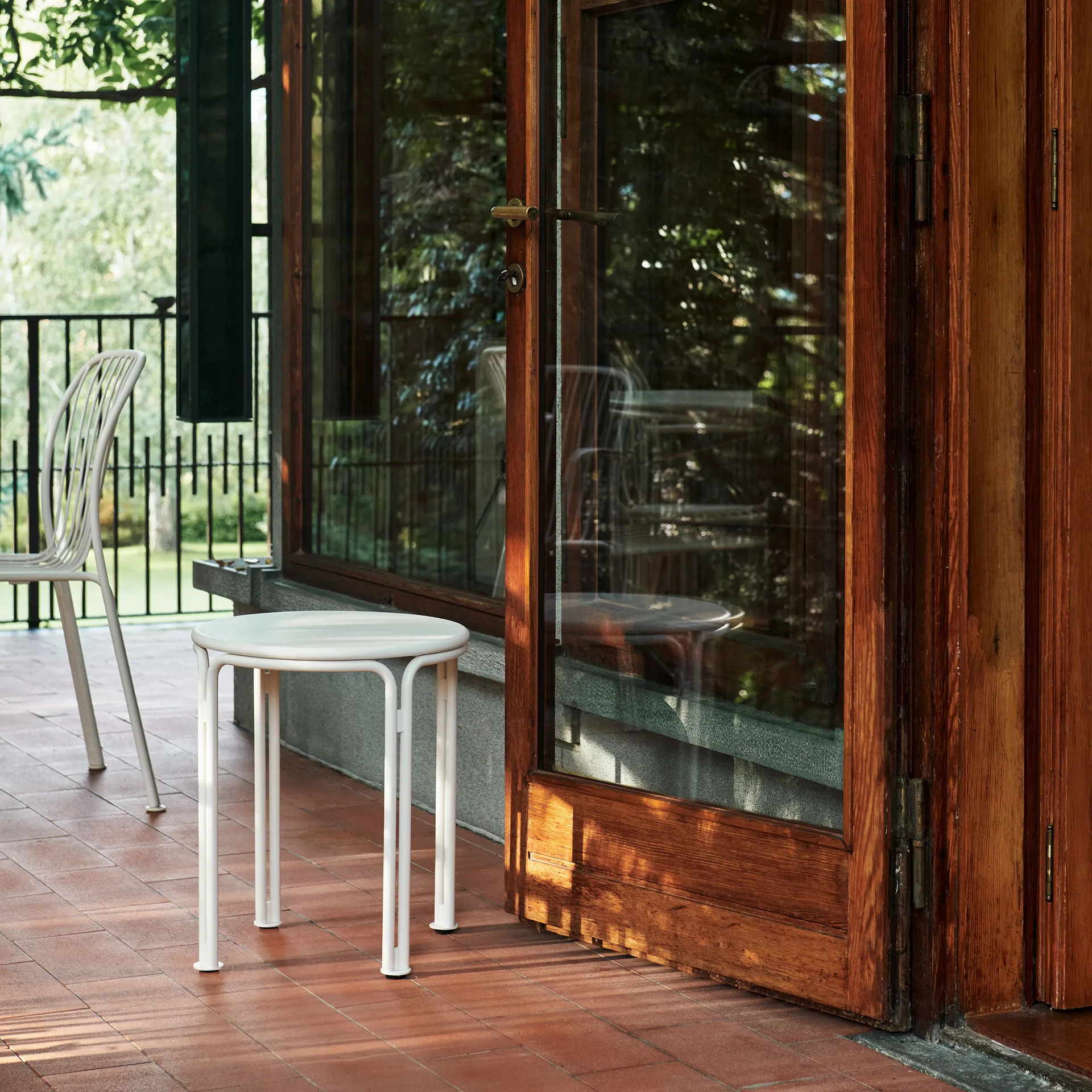 Thorvald SC102 サイドテーブル, Ivory &Tradition | アンドトラディション