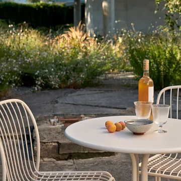 Thorvald SC96 コーヒーテーブル Ø70 cm - Ivory - &Tradition | アンドトラディション