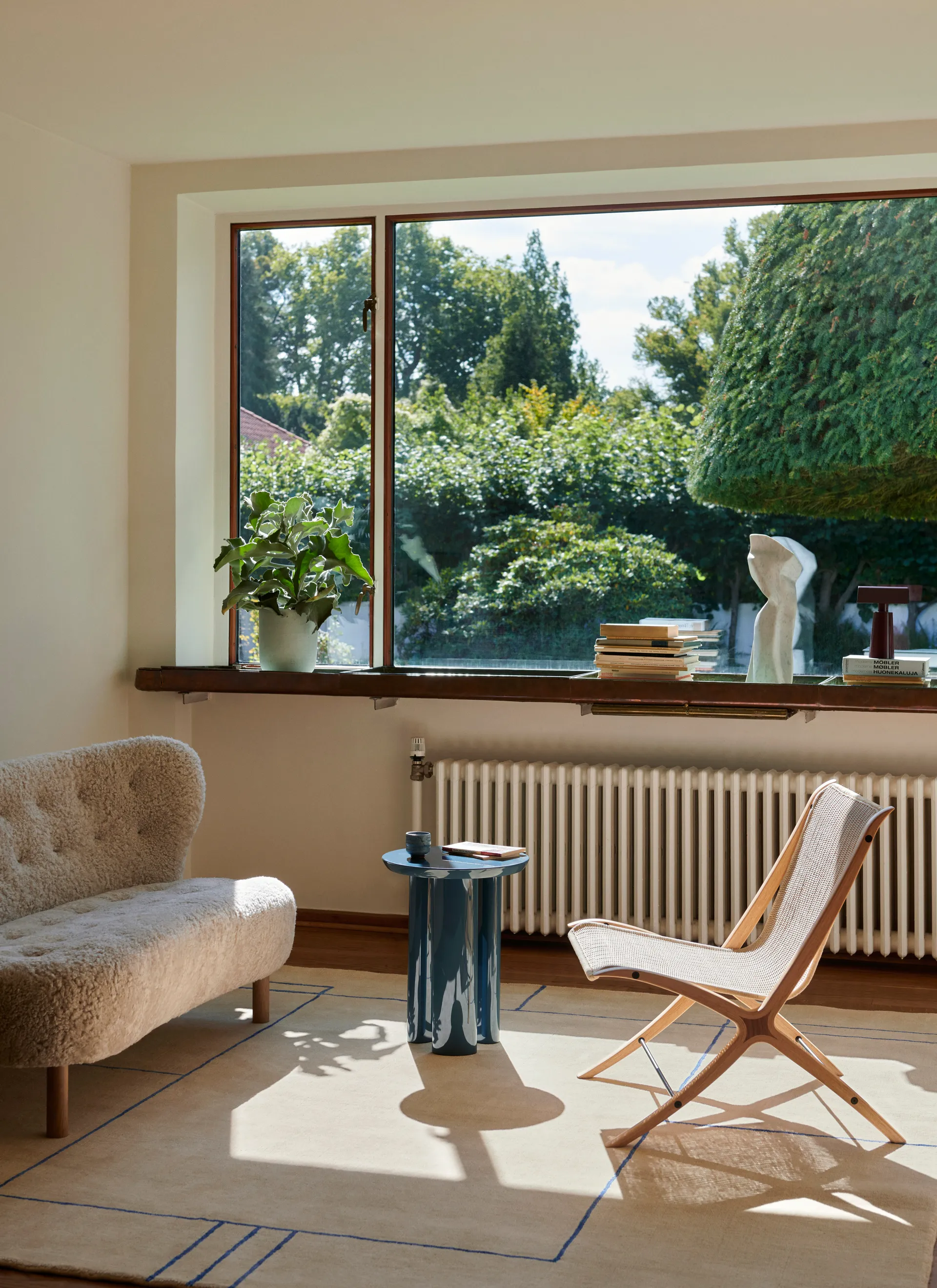 Tung JA3 サイドテーブル, Steel blue &Tradition | アンドトラディション