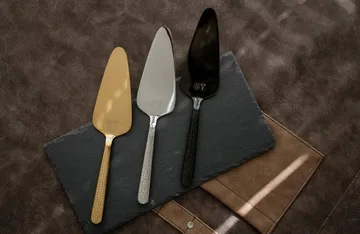 Frost ケーキサーバー - Black, 24 cm - Vargen & Thor