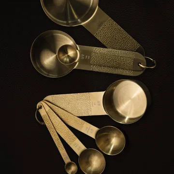 Frost 計量スプーンセット - Brass, 7 pieces - Vargen & Thor
