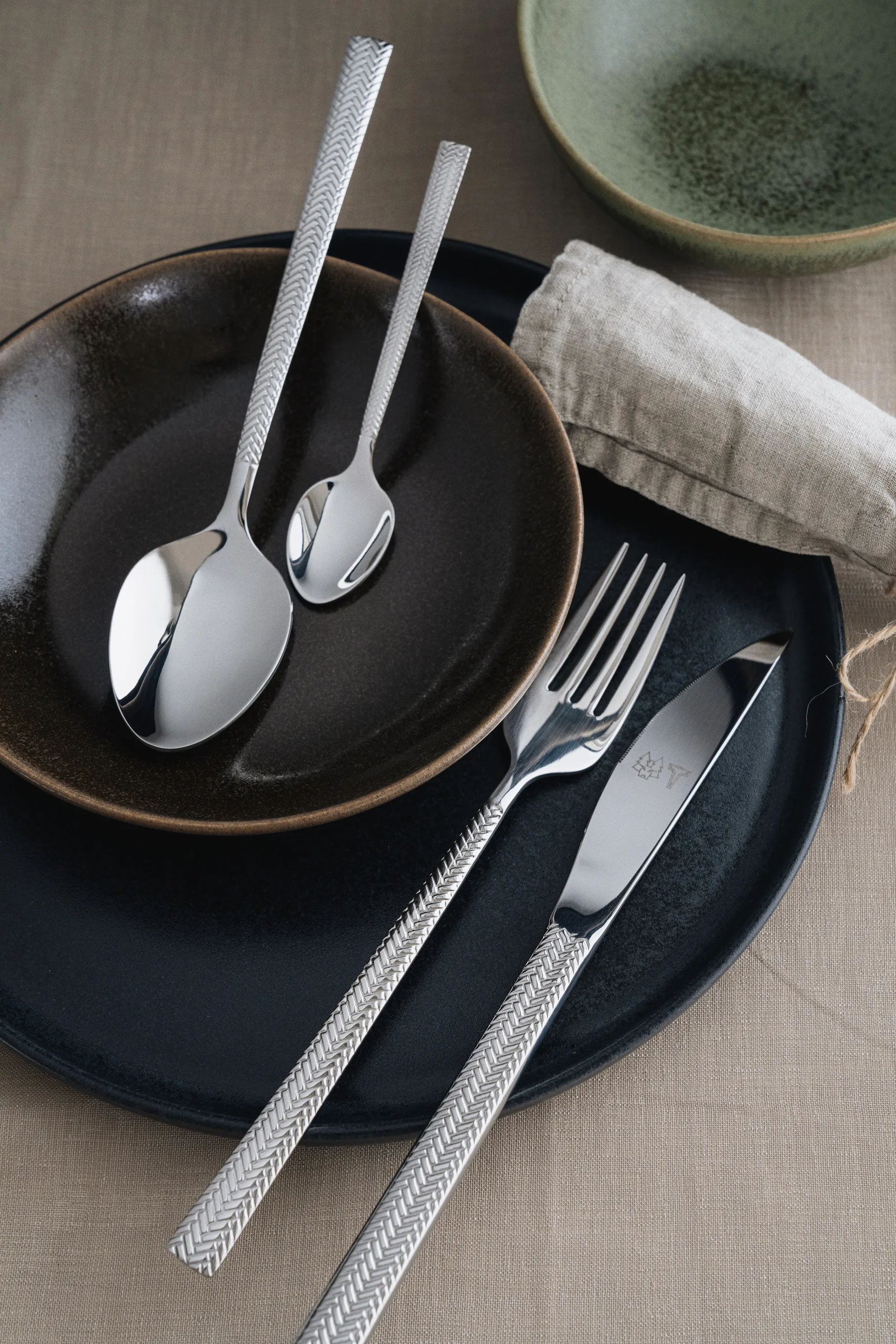 Glöd カトラリー 16本セット, Fishbone pattern Vargen & Thor