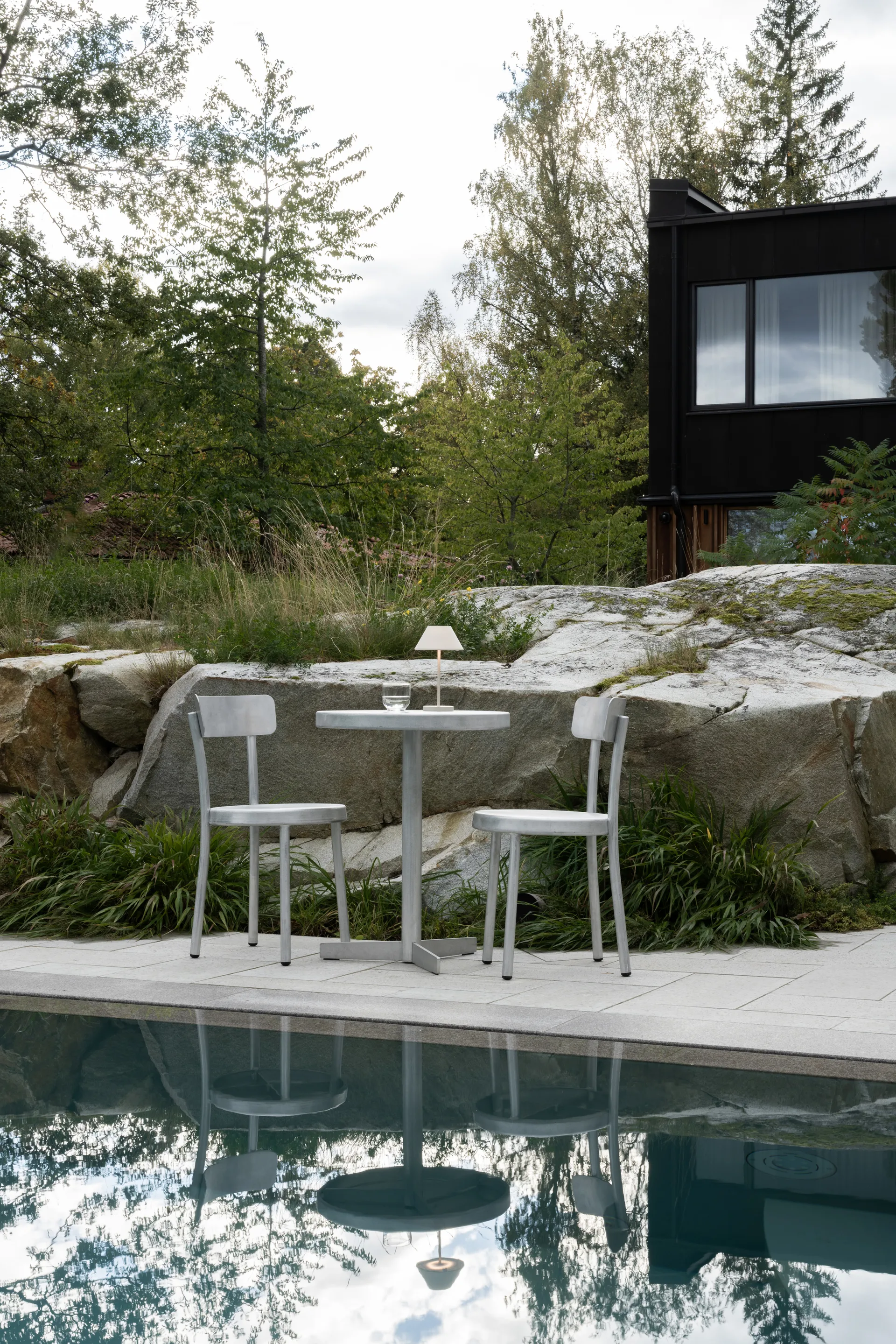 Teya ポータブルテーブルランプ, Off-white, Ø15×26 cm Watt & Veke | ワット & ヴェケ