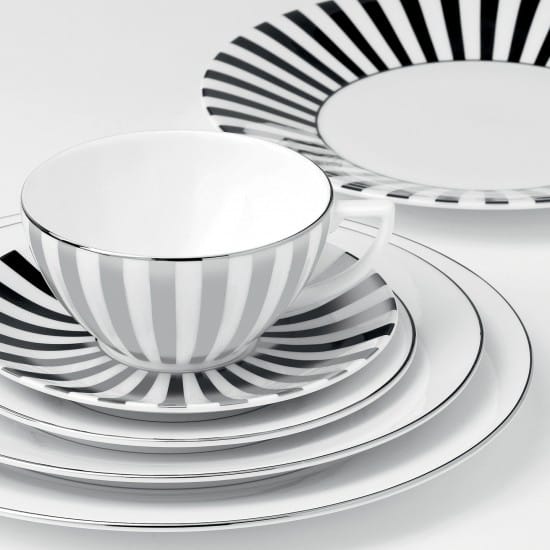 Platinum ティー ソーサー ストライプ - large - Wedgwood | ウェッジウッド