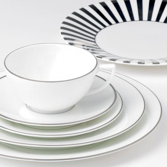 Platinum ティーカップ ホワイト - large - Wedgwood | ウェッジウッド