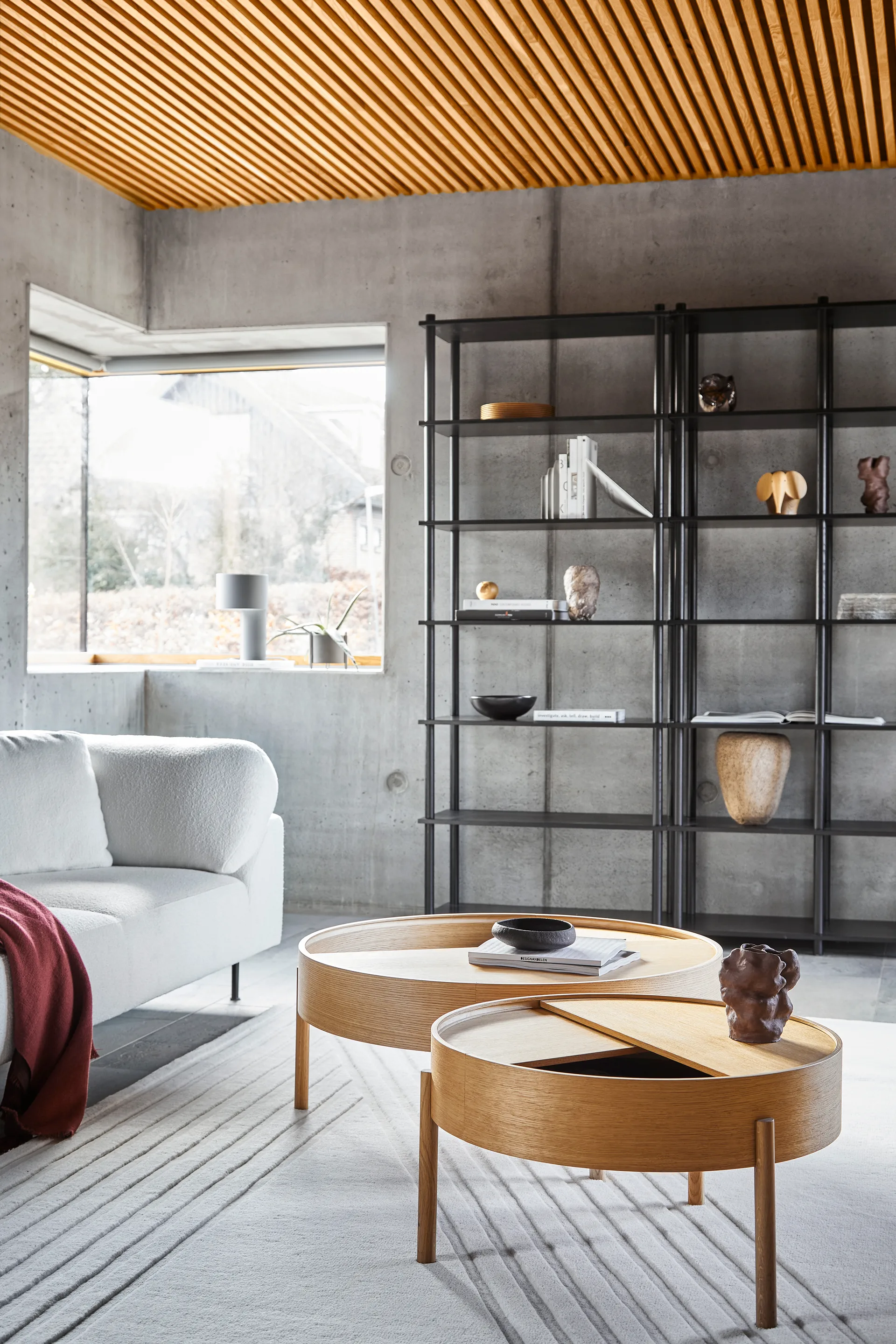 Arc コーヒーテーブル Ø66 cm, Oiled oak Woud | ウッド