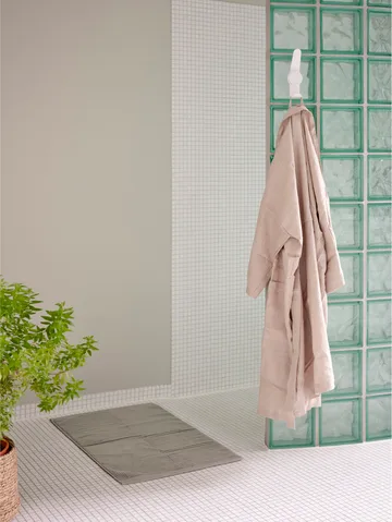 Classicバスマット 50x80 cm - Olive green - Zone Denmark | ゾーン デンマーク