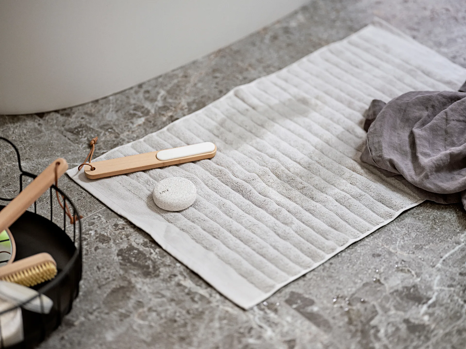 Inu バスマット 50x80 cm, White Zone Denmark | ゾーン デンマーク